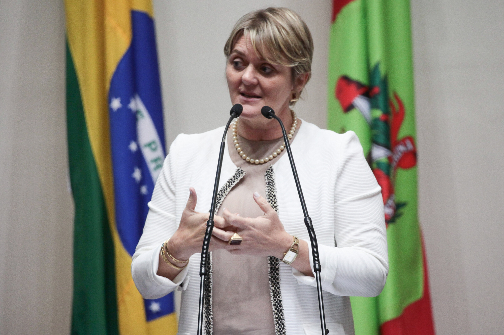 Escolas públicas terão segundo professor para alunos com deficiência