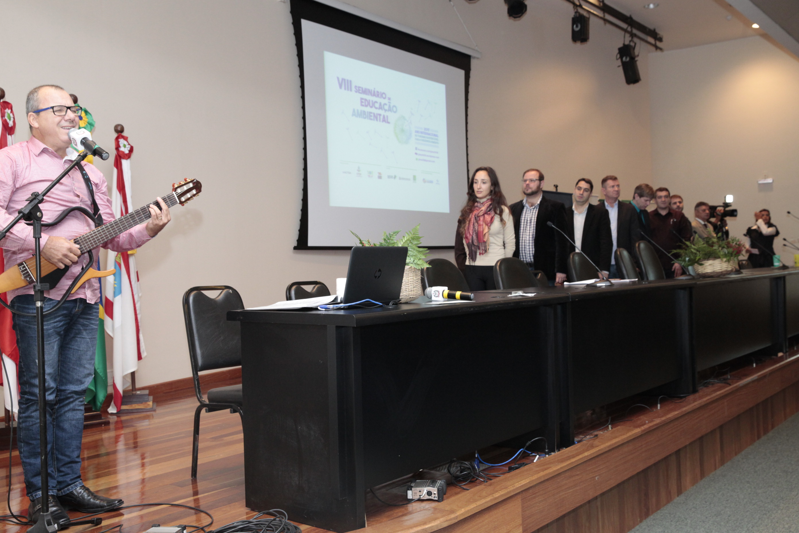 8° Seminário de Educação Ambiental do GTEA RHO8.