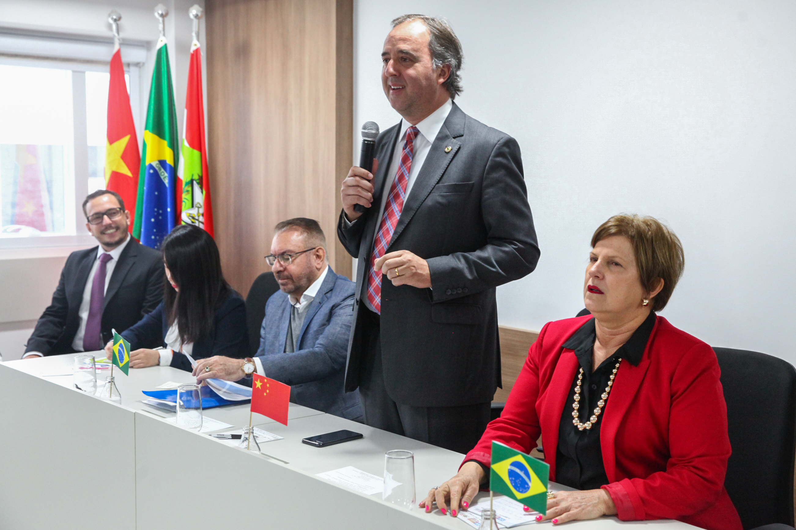 Fecam Recebe Delegação Chinesa.