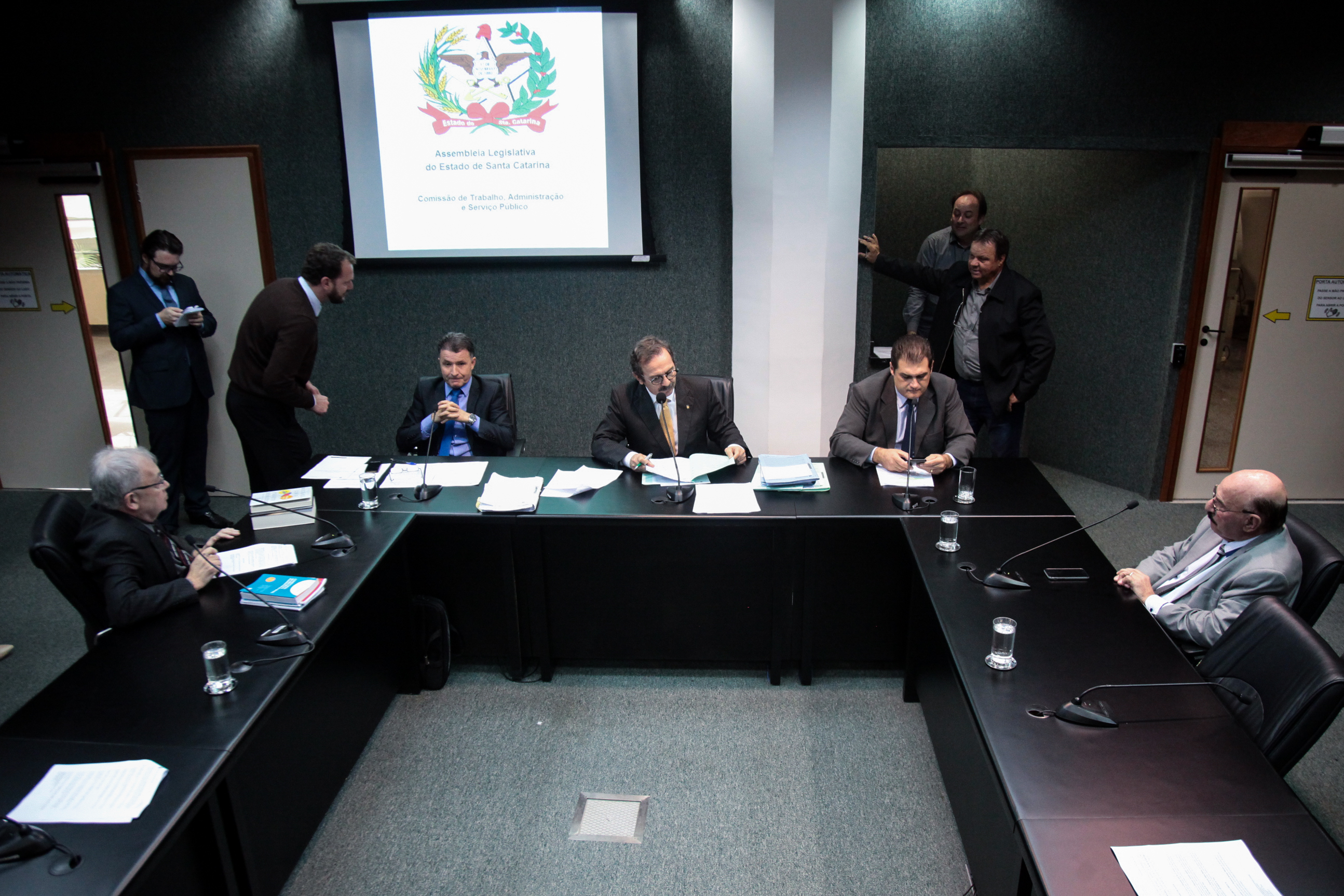 Comissão de Trabalho, Administração e Serviços Públicos.