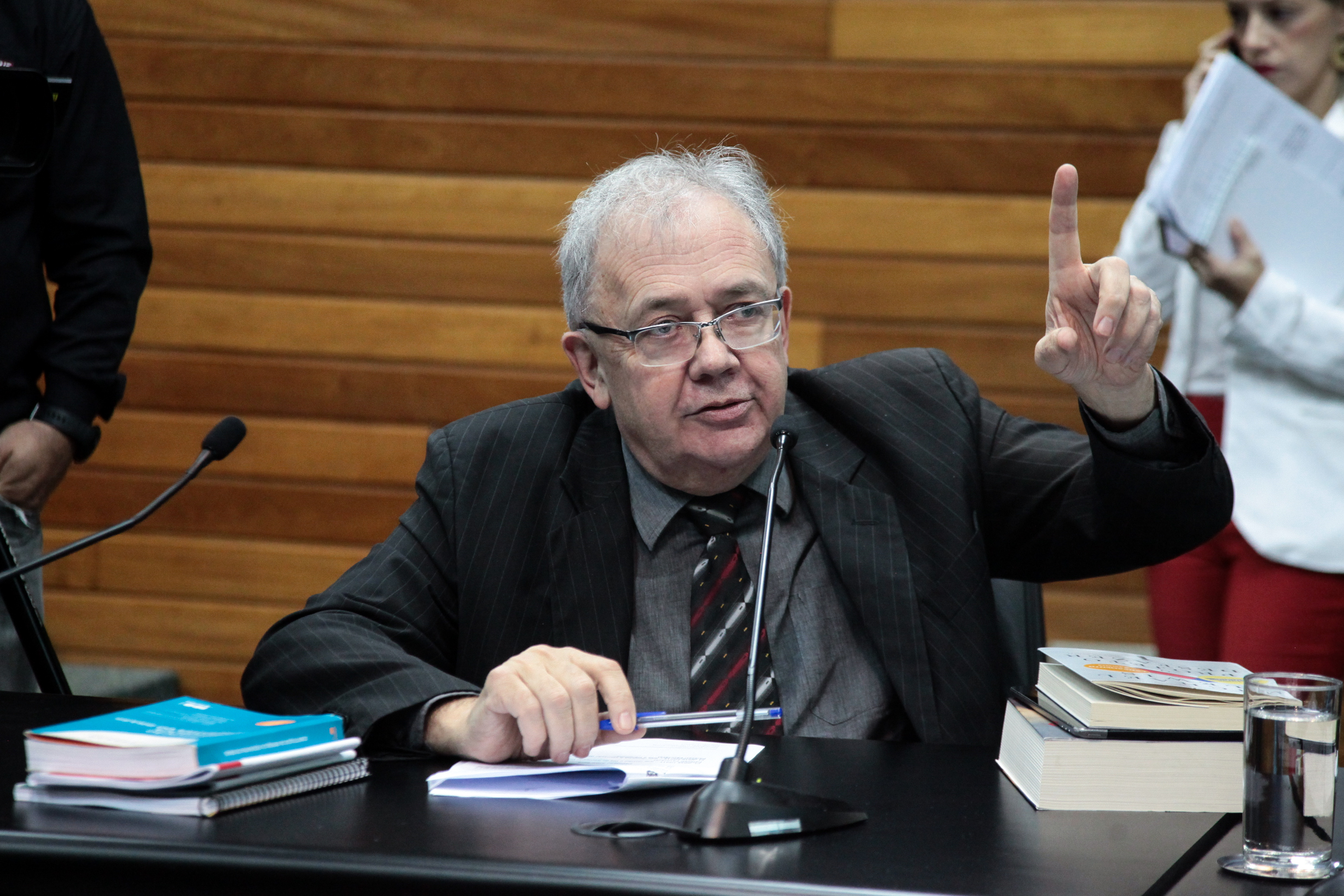 Deputado Fernando Coruja (PMDB). Comissão de Trabalho, Administração e Serviços Públicos.