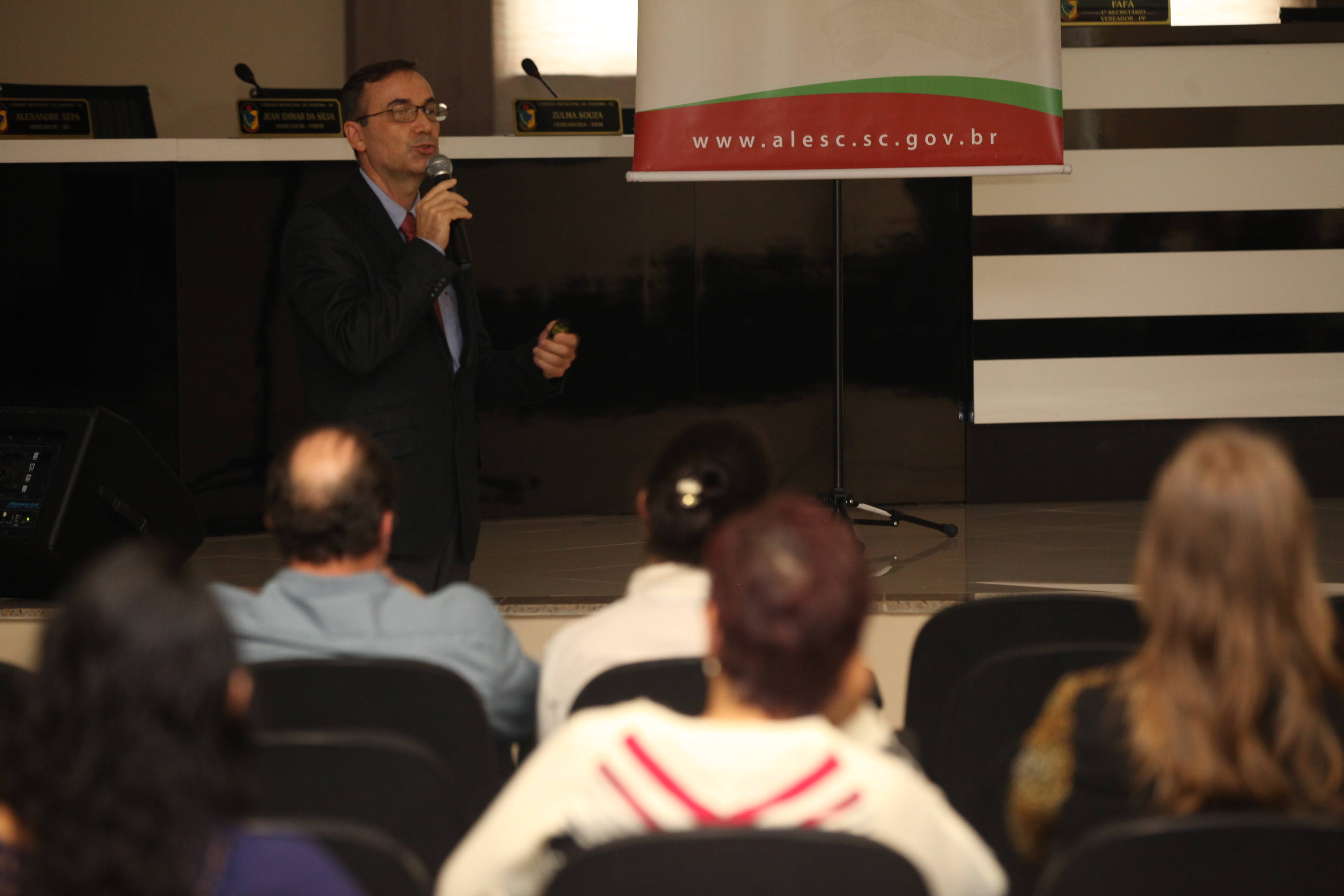 Escola do Legislativo Realiza o Programa Qualifica na Câmara Municipal de Itapema