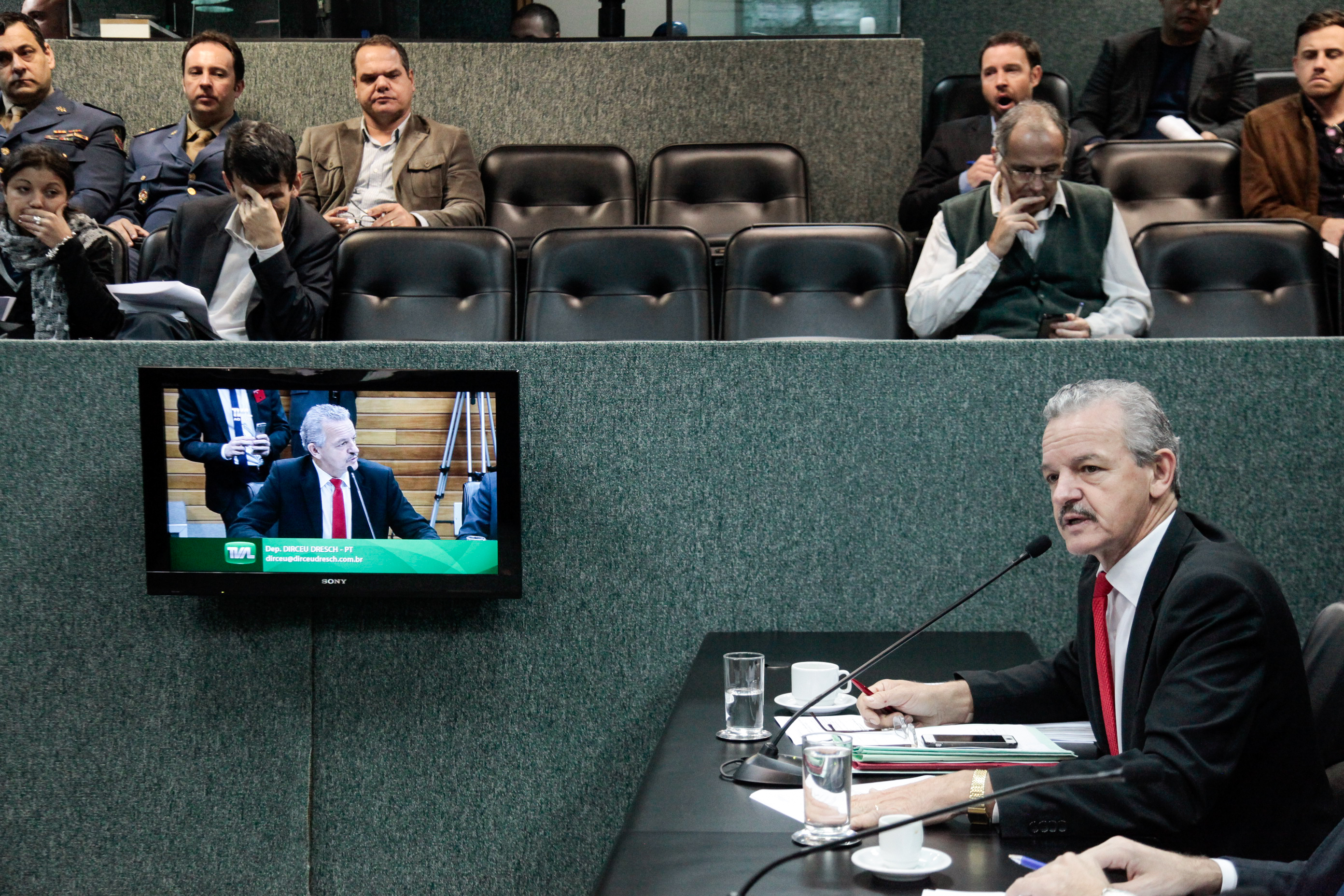 Comissão de Constituição e Justiça.