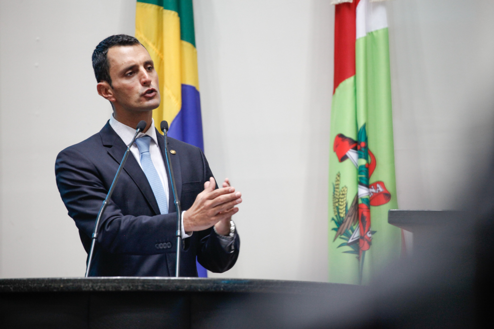 Parlamentares catarinenses cobram de Temer solução para terrenos de marinha