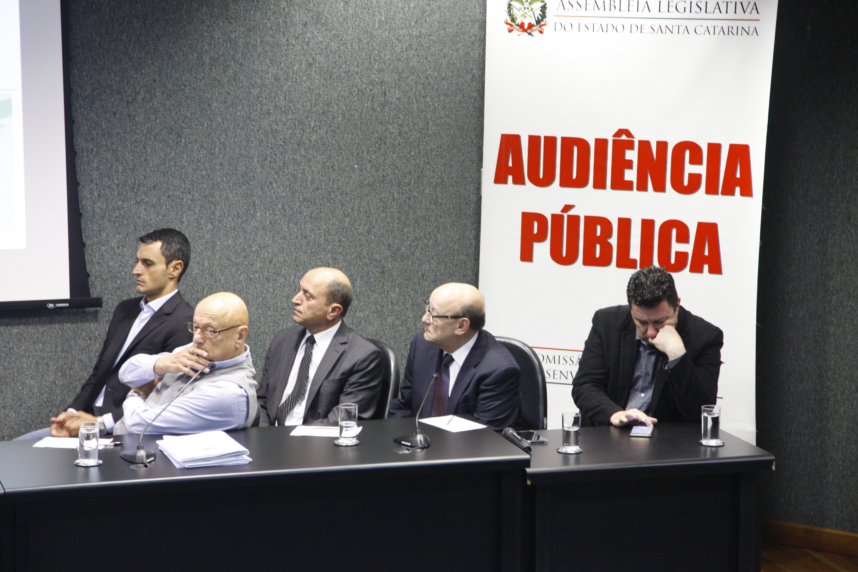 Comissão de Transportes promove audiência pública para tratar do contorno viário. Foto: Eduardo Guedes / Agência AL