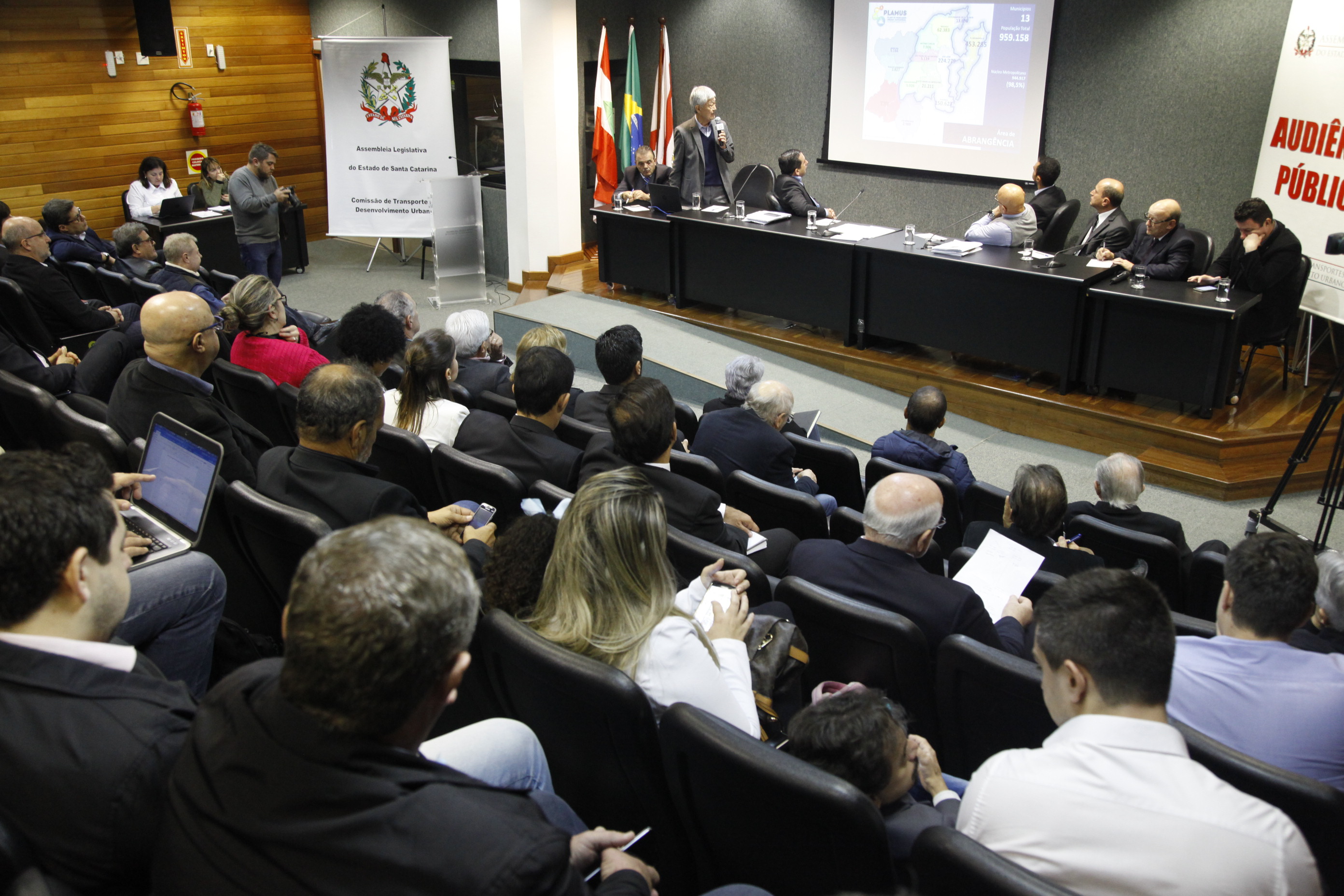 Comissão de Transportes promove audiência pública para tratar do contorno viário. Foto: Eduardo Guedes / Agência AL