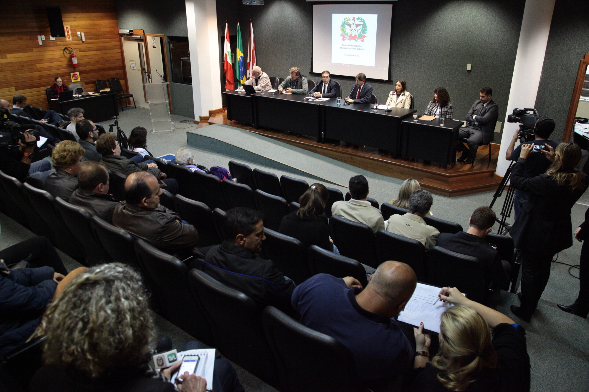 Especialistas cobram mais recursos para enfrentar a depressão