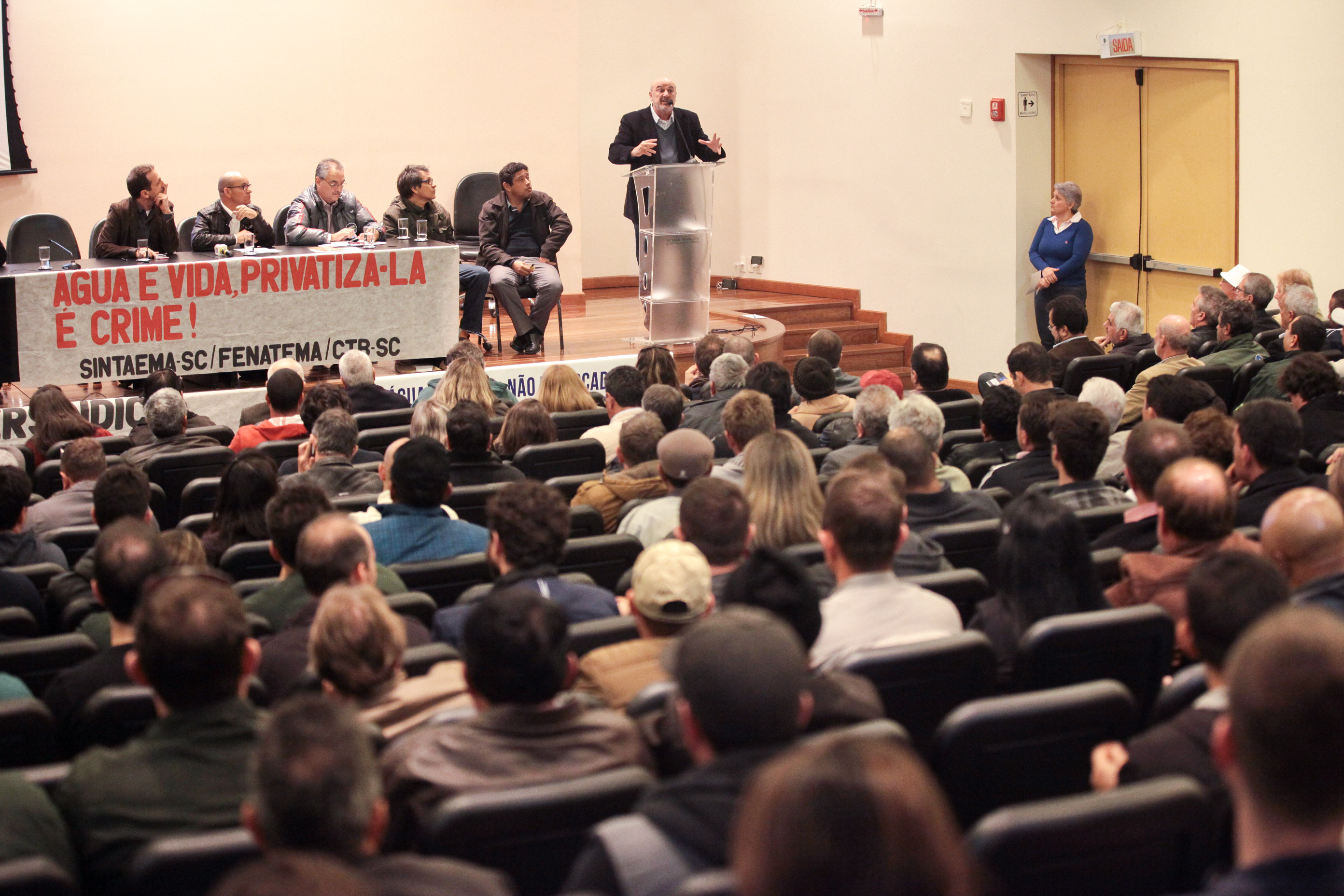 Lançamento da Frente Parlamentar em Defesa do Serviço Público e Contra a Privatização das Empresas Estatais.