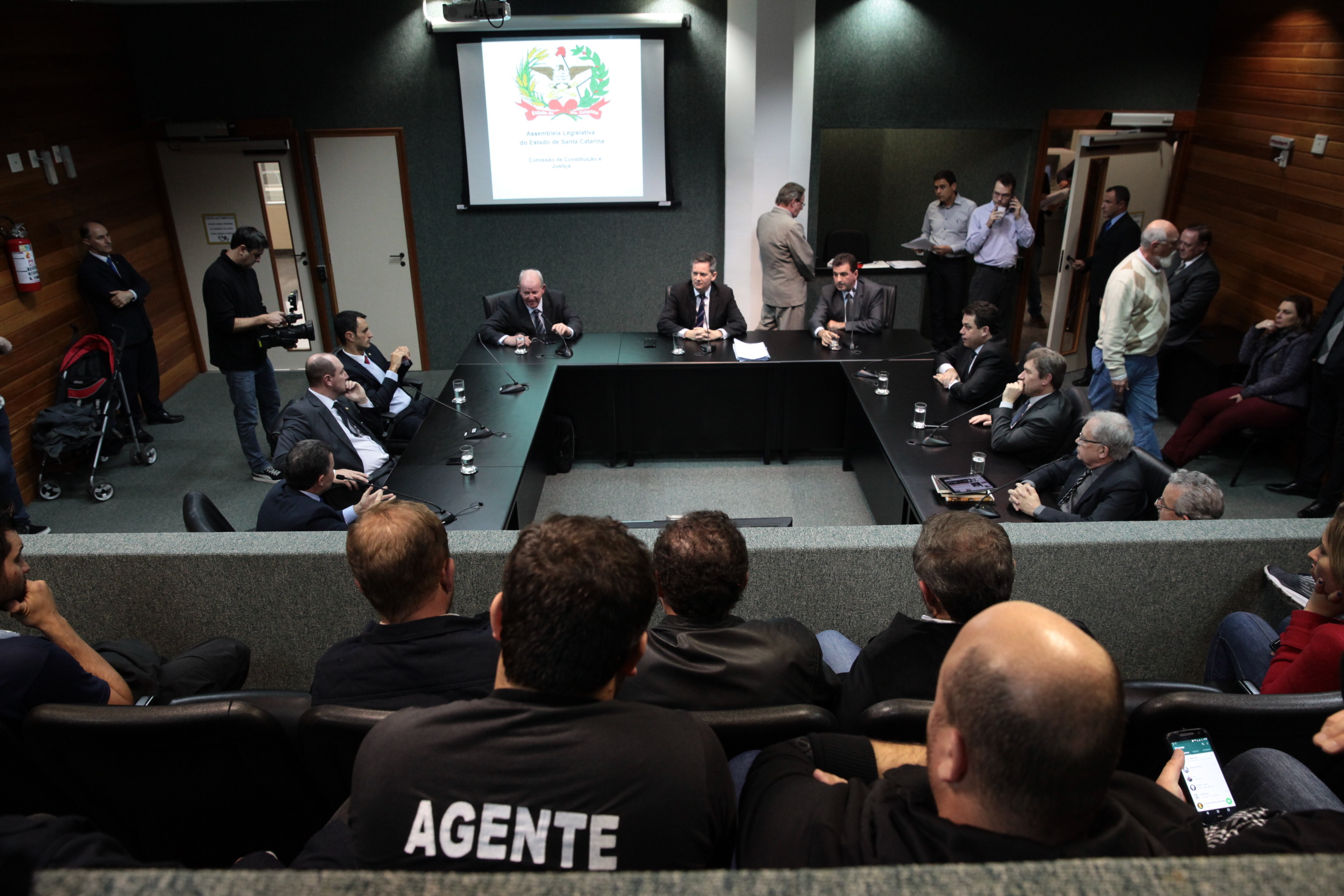 Reunião Extraordinária da Comissão de Constituição e Justiça.