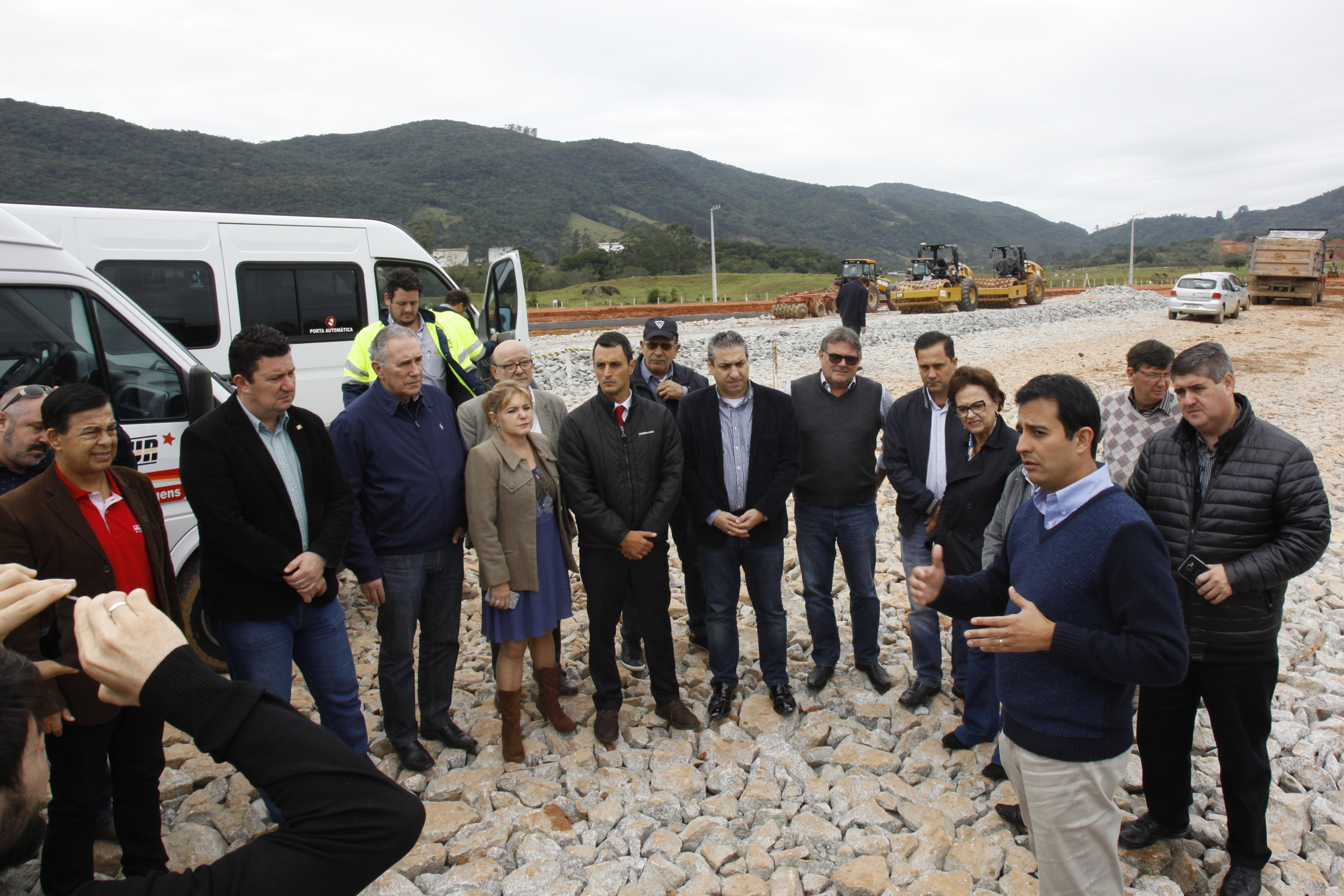 Deputados da Comissão de Transportes Visitam Obras do Contorno Viário na Grande Florianópolis.