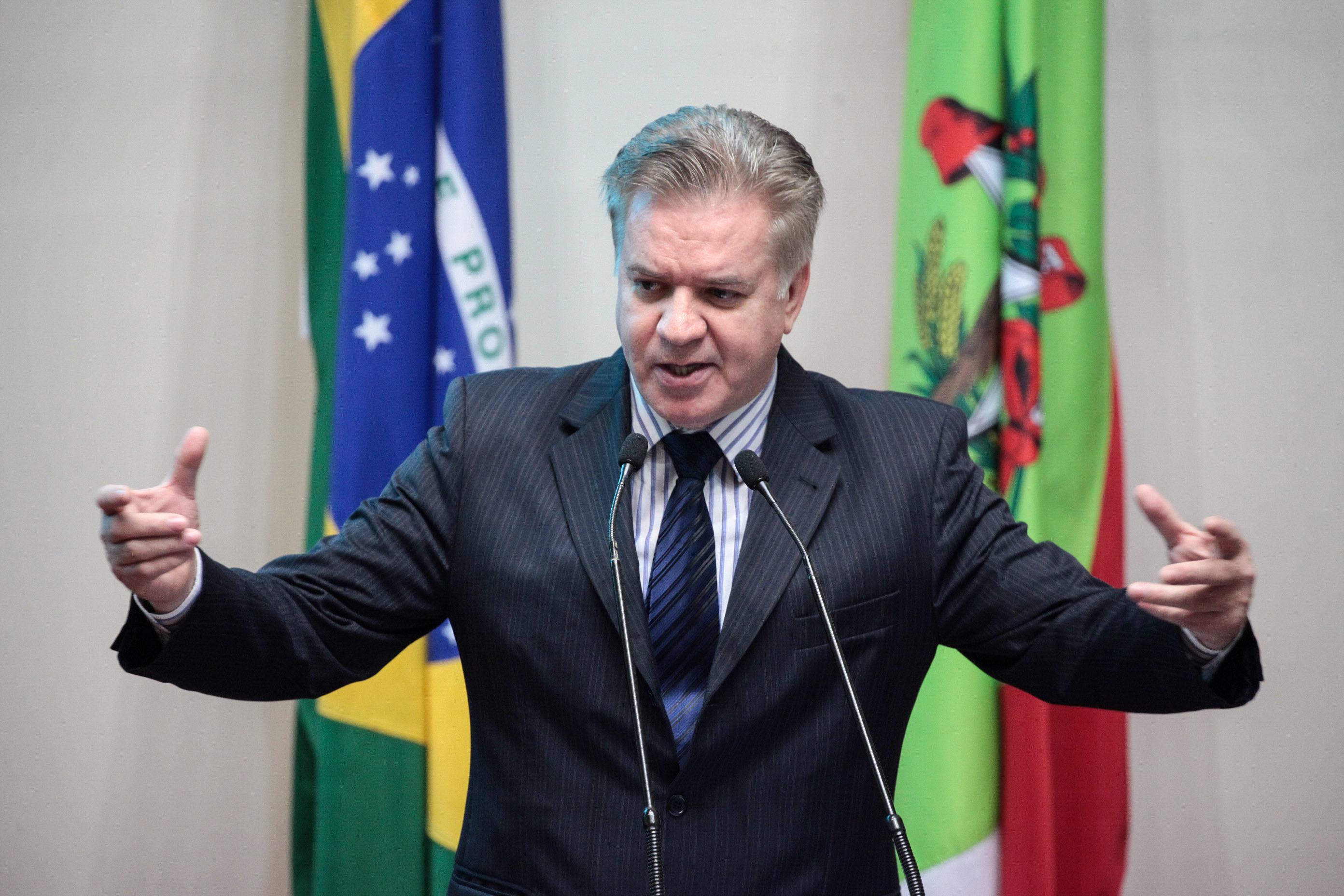 Deputado Cesar Valduga (PCdoB). Sessão Ordinária.