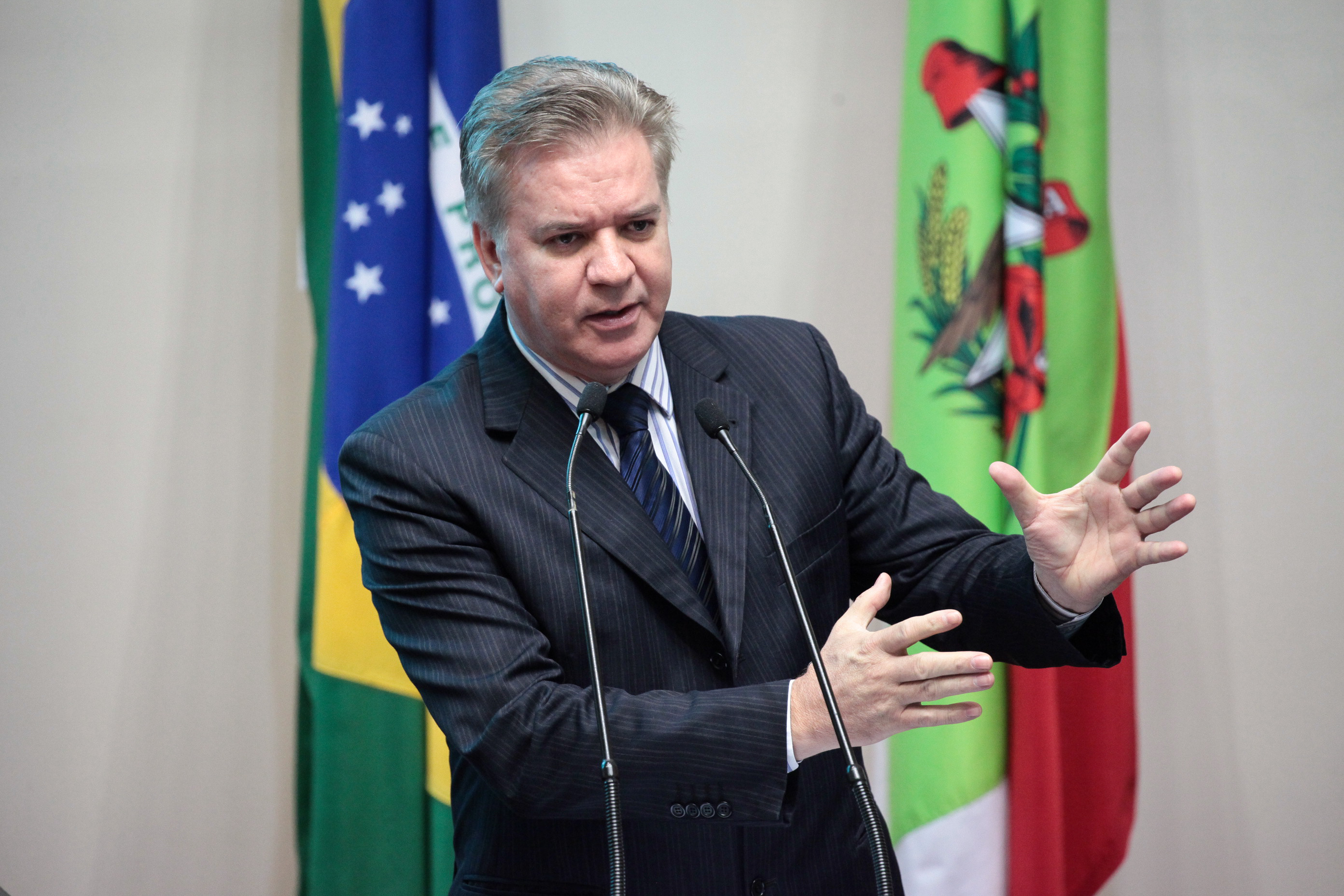 Deputado Cesar Valduga (PCdoB). Sessão Ordinária.