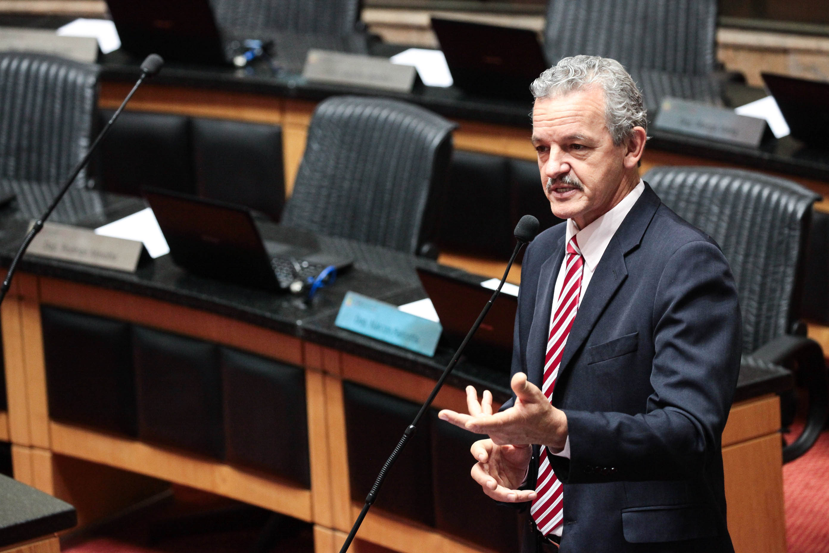 Deputado Dirceu Dresch (PT). Sessão Ordinária.