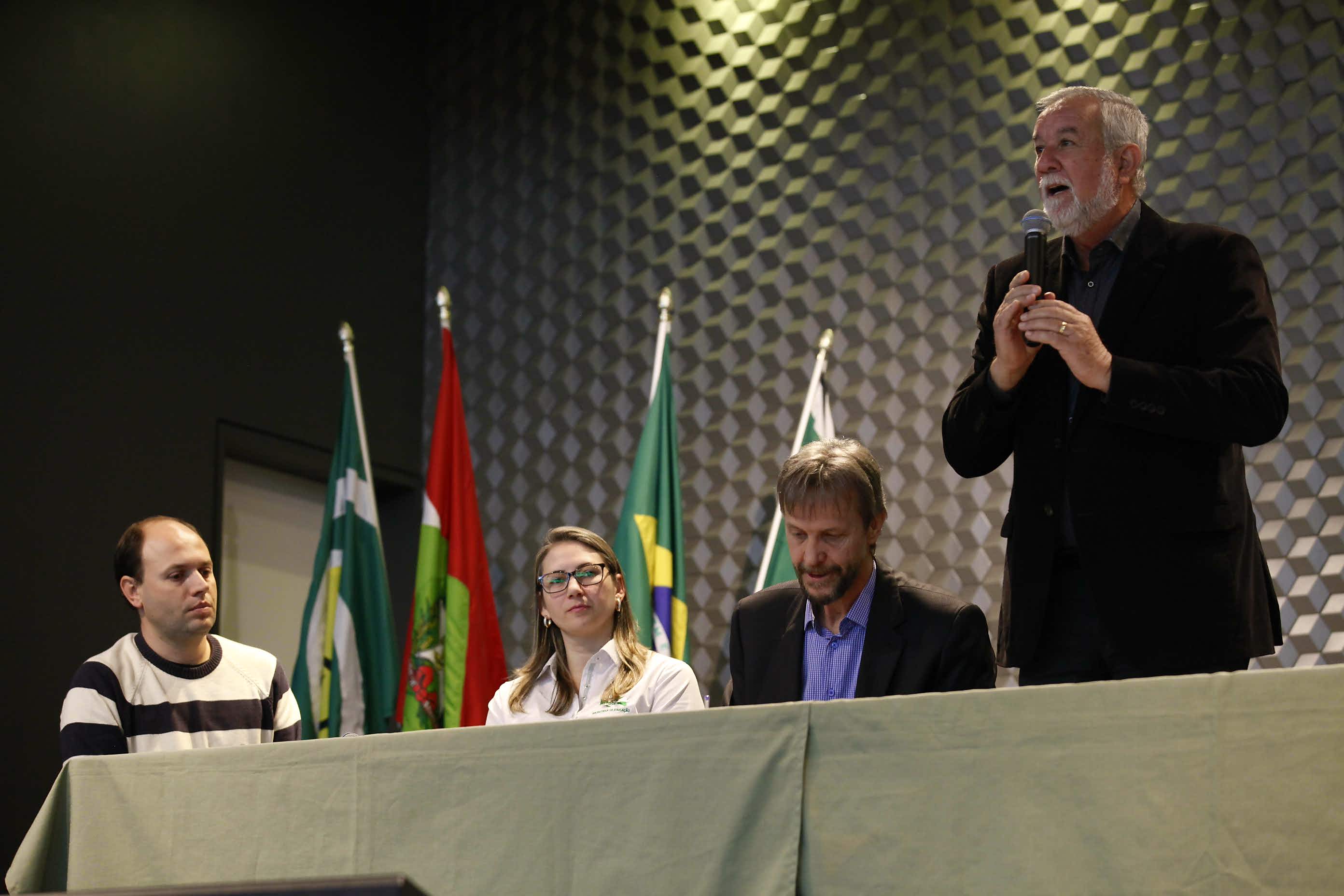 Seminário sobre Educação - Criciúma