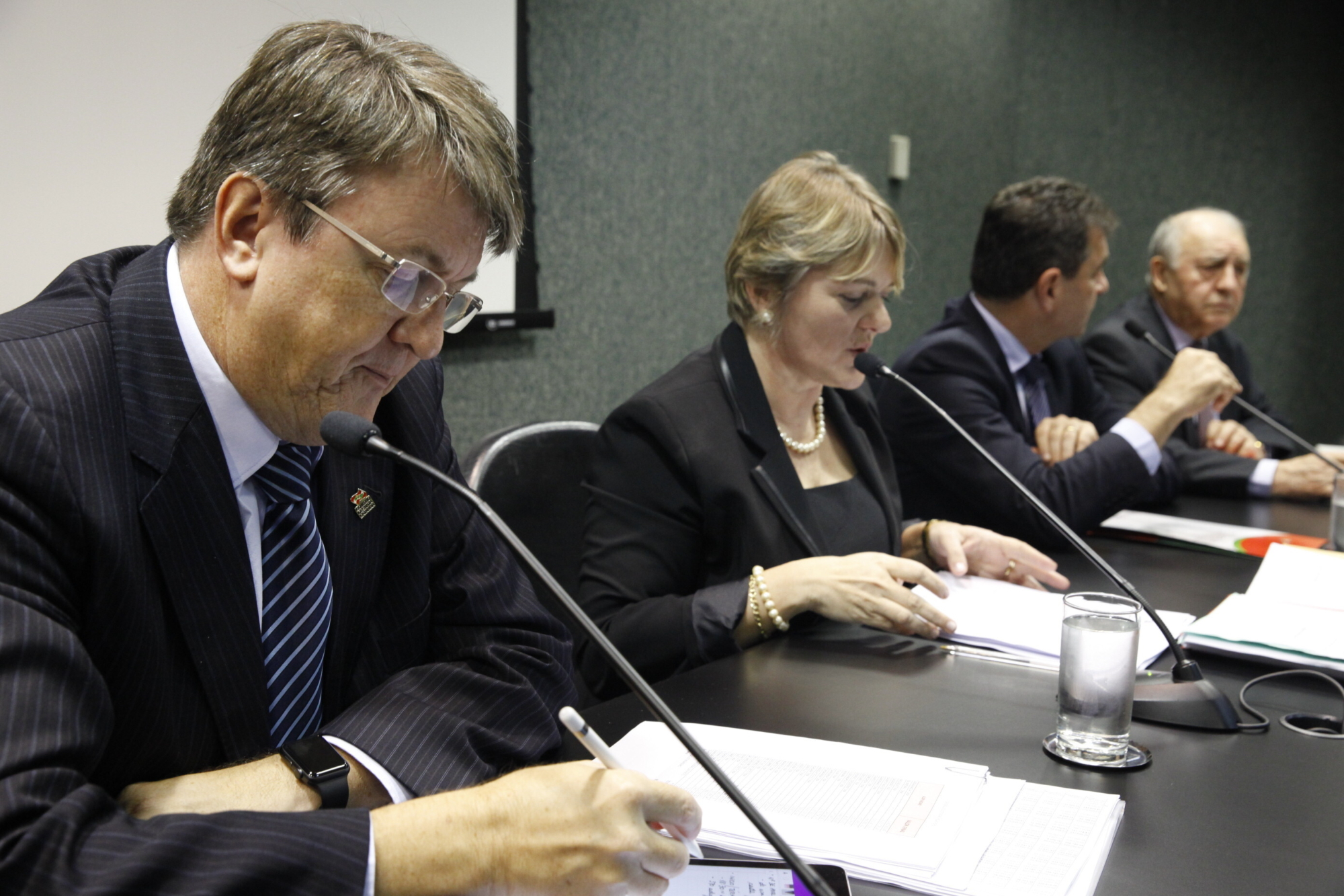 Deputados e secretário da Educação debatem desafios para o ensino em SC