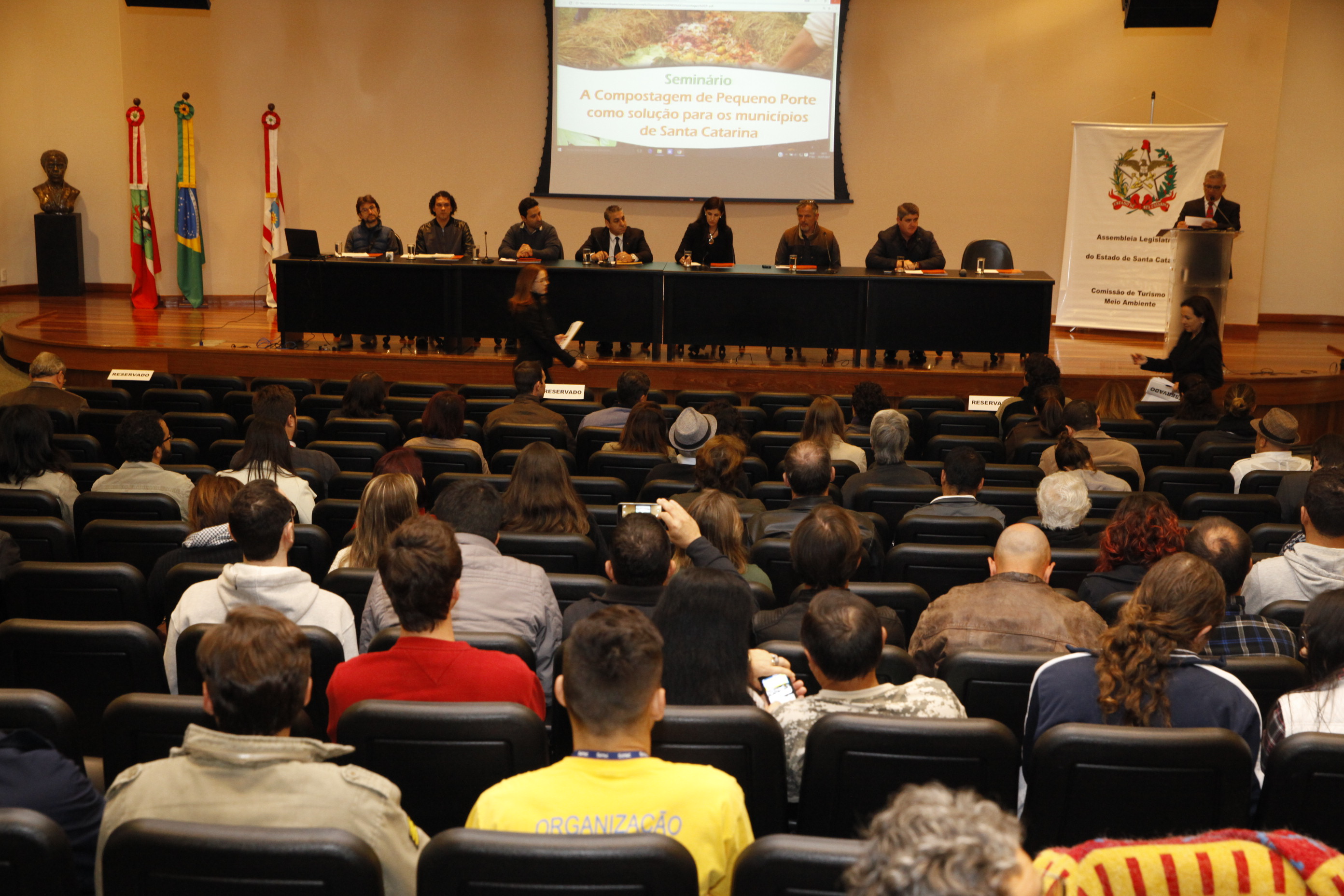 Seminário Política Nacional de Resíduos Sólidos.
