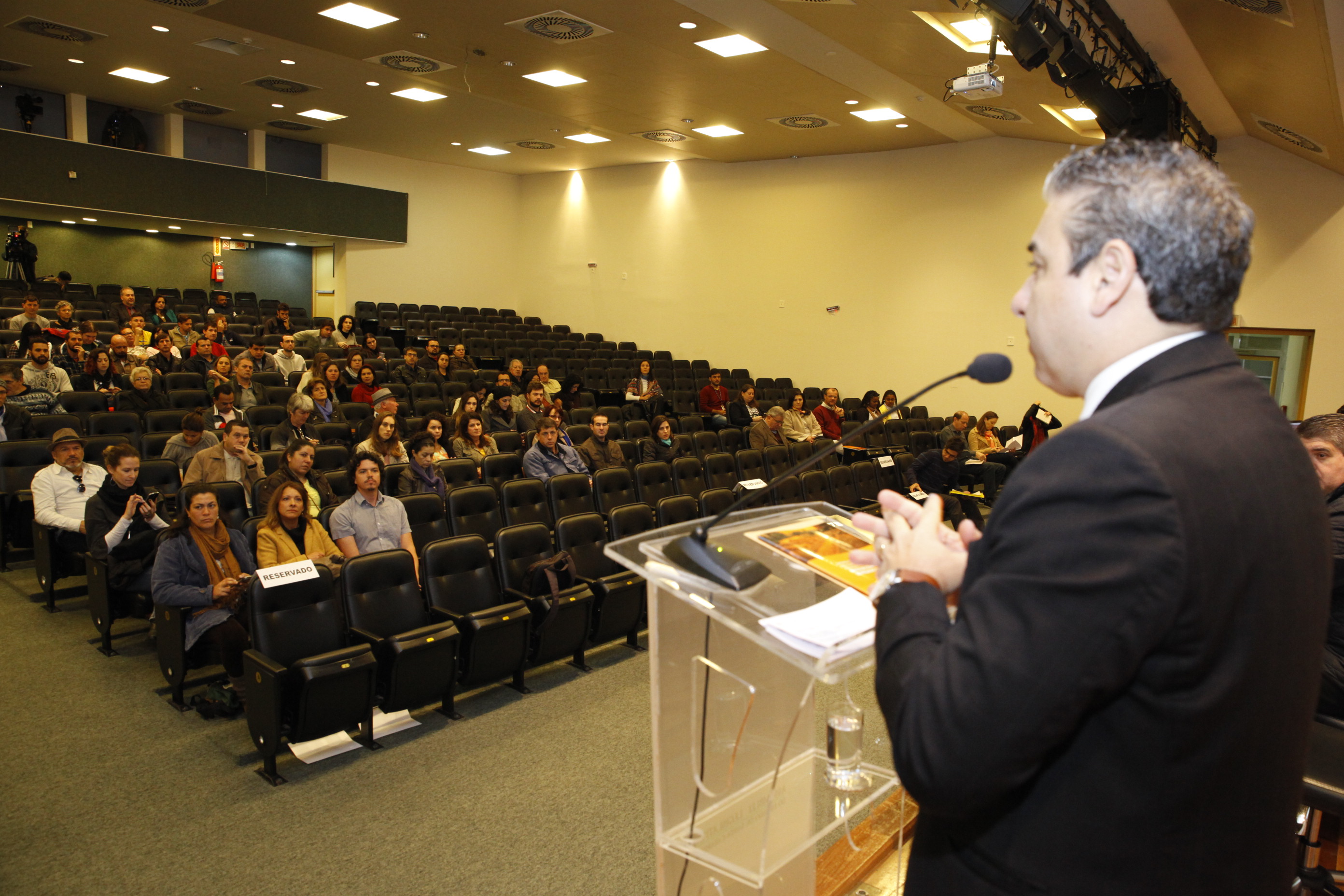 Seminário Política Nacional de Resíduos Sólidos.