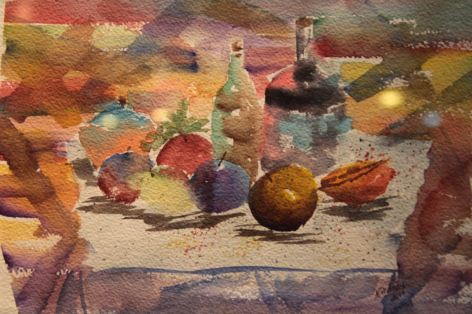 22 telas integram a exposição da artista joinvillense; obras retratam principalmente flores e frutas