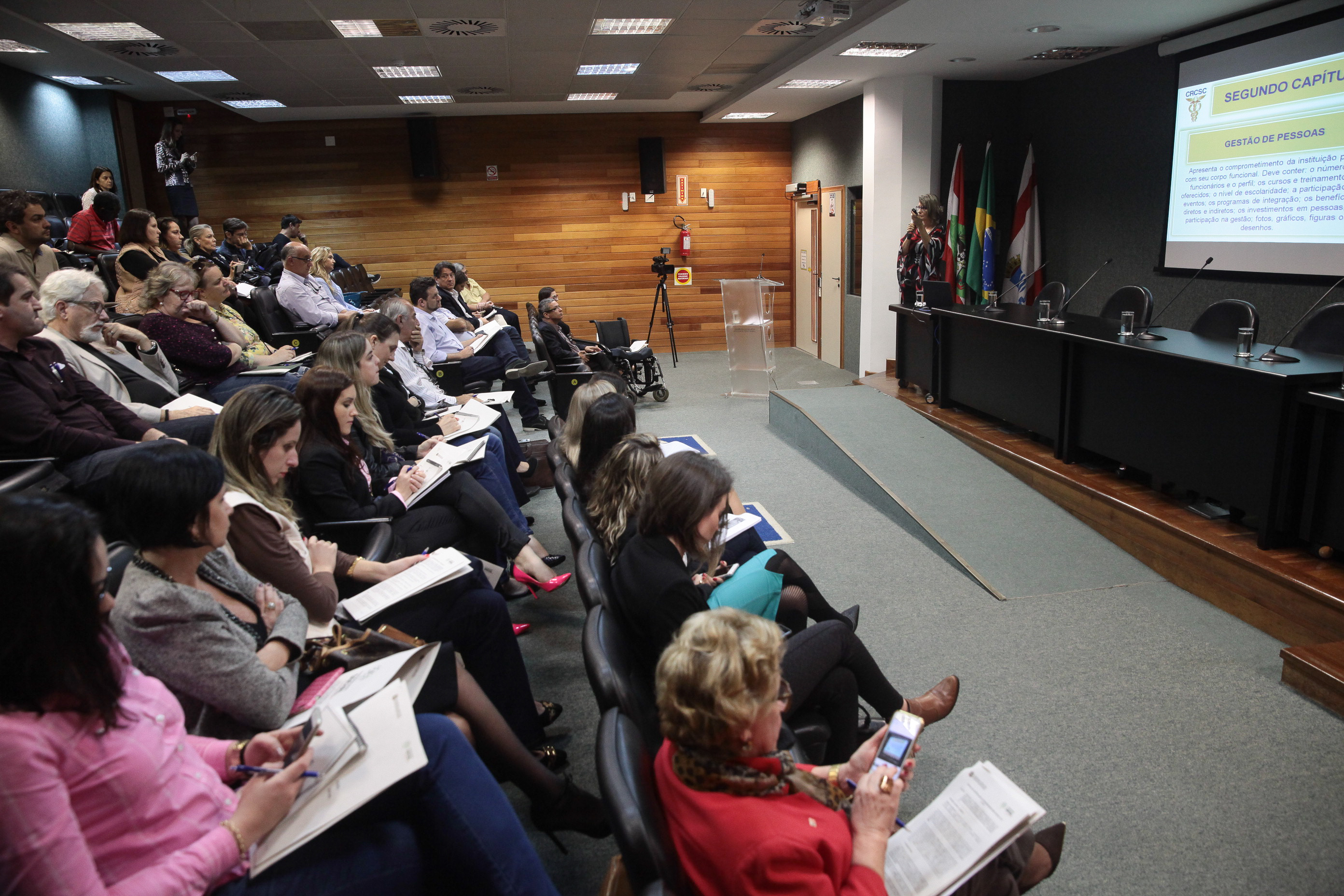 III Seminário da Certificação de Responsabilidade Social. Raquel Cássia de Souza Souto.