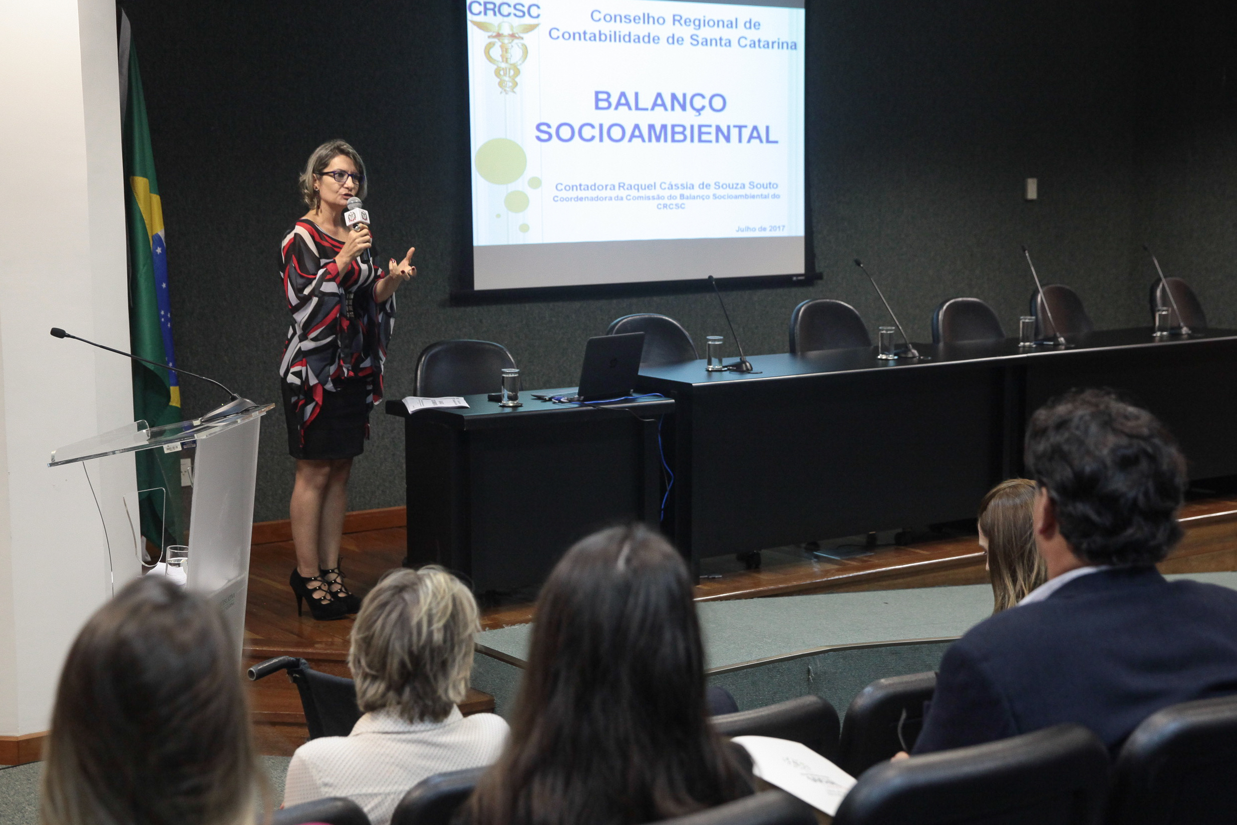 III Seminário da Certificação de Responsabilidade Social. Raquel Cássia de Souza Souto.