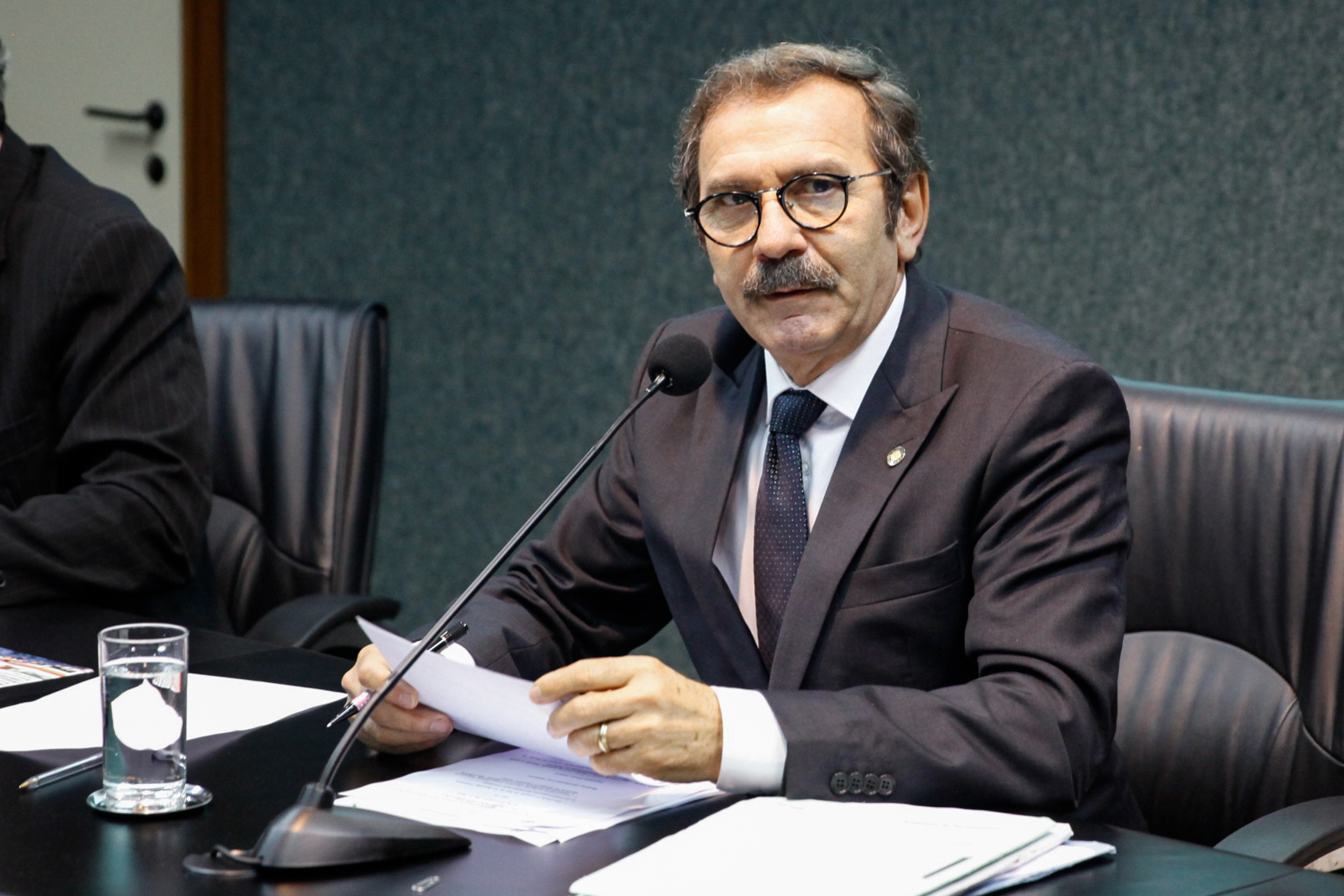 Deputado Serafim Venzon (PSDB). Comissão de Trabalho, Administração e Serviço Público.