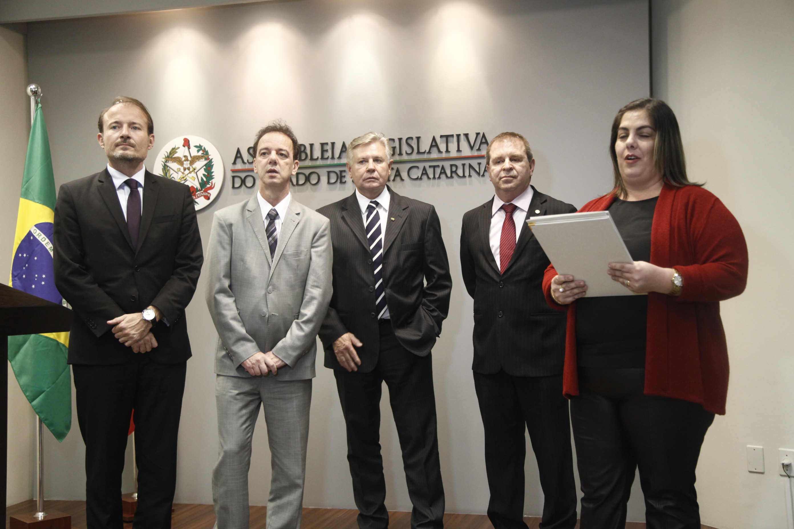 Homenagem aos Policiais Militares.