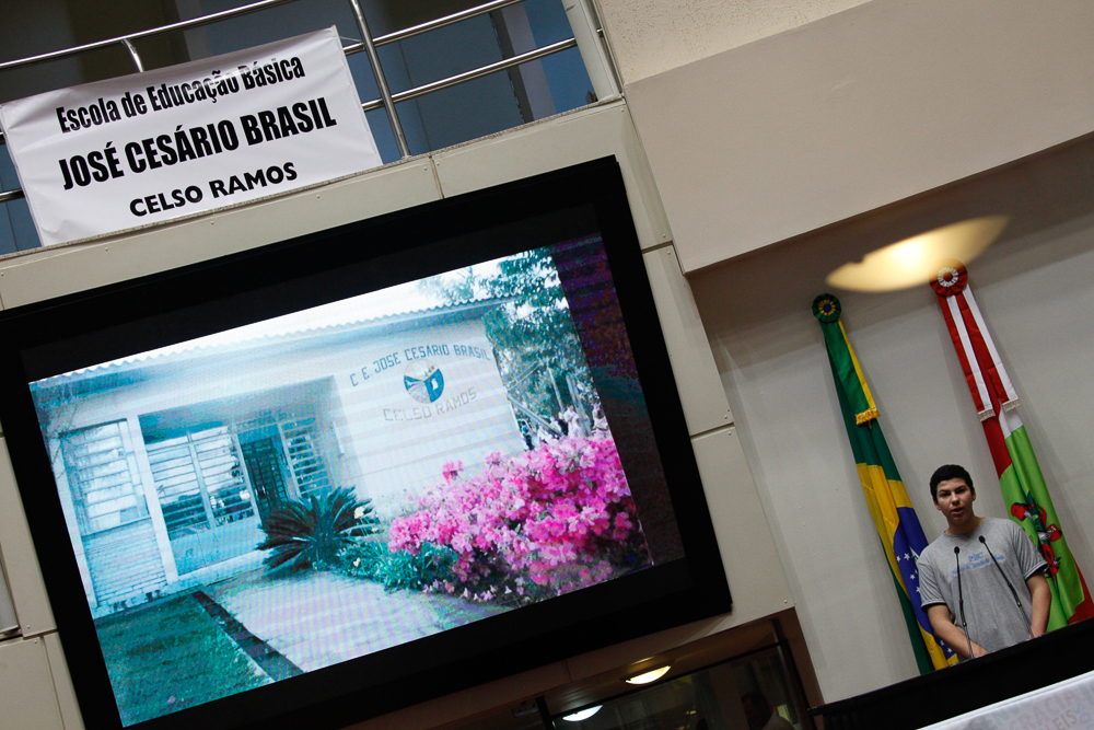 Sessão Especial do Parlamento Jovem Catarinense.