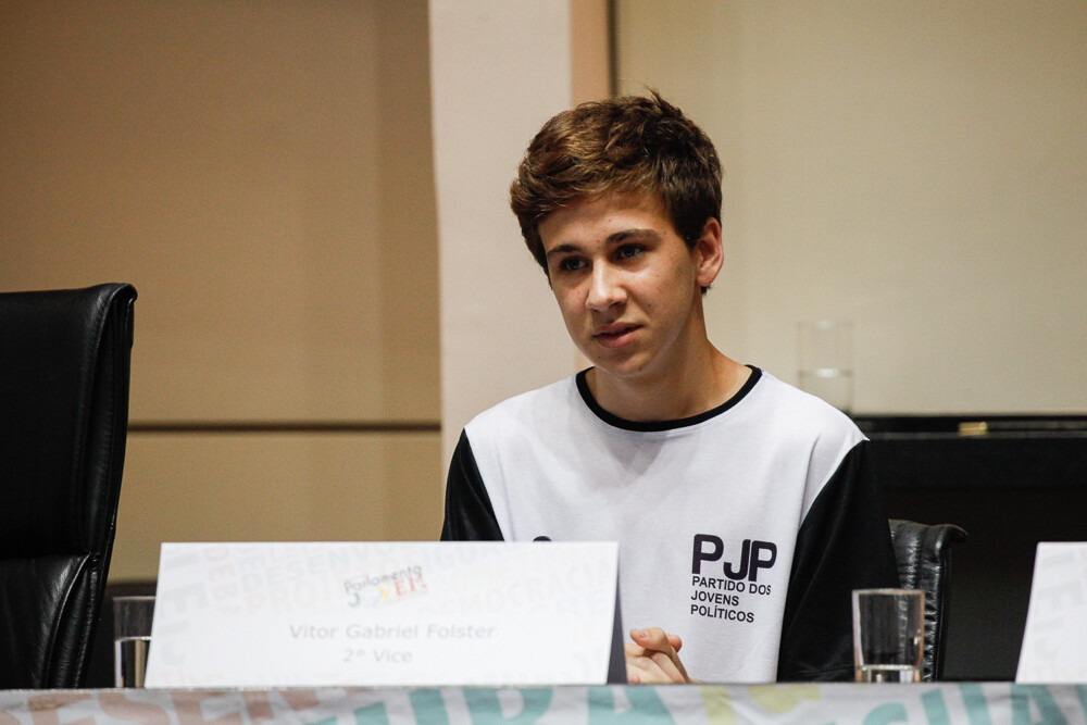 Vitor Gabriel Folster, Colégio Elcana, de Palhoça