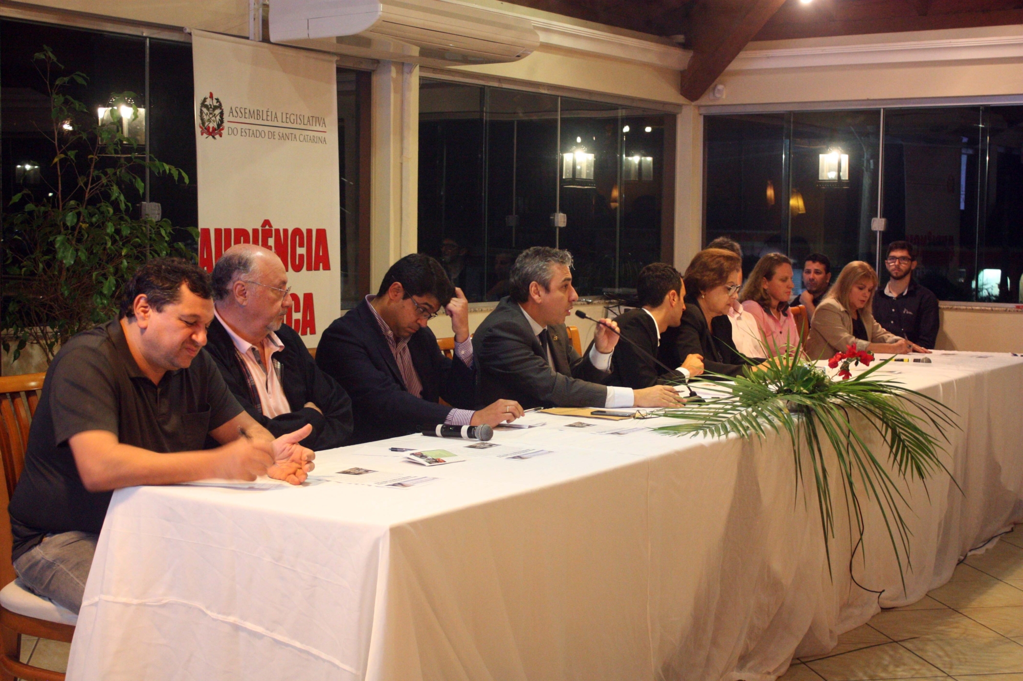 Evento foi realizado em Biguaçu para discutir a revitalização da SC-407.FOTO: Divulgação