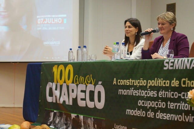 Seminário debate participação das mulheres na construção de Chapecó