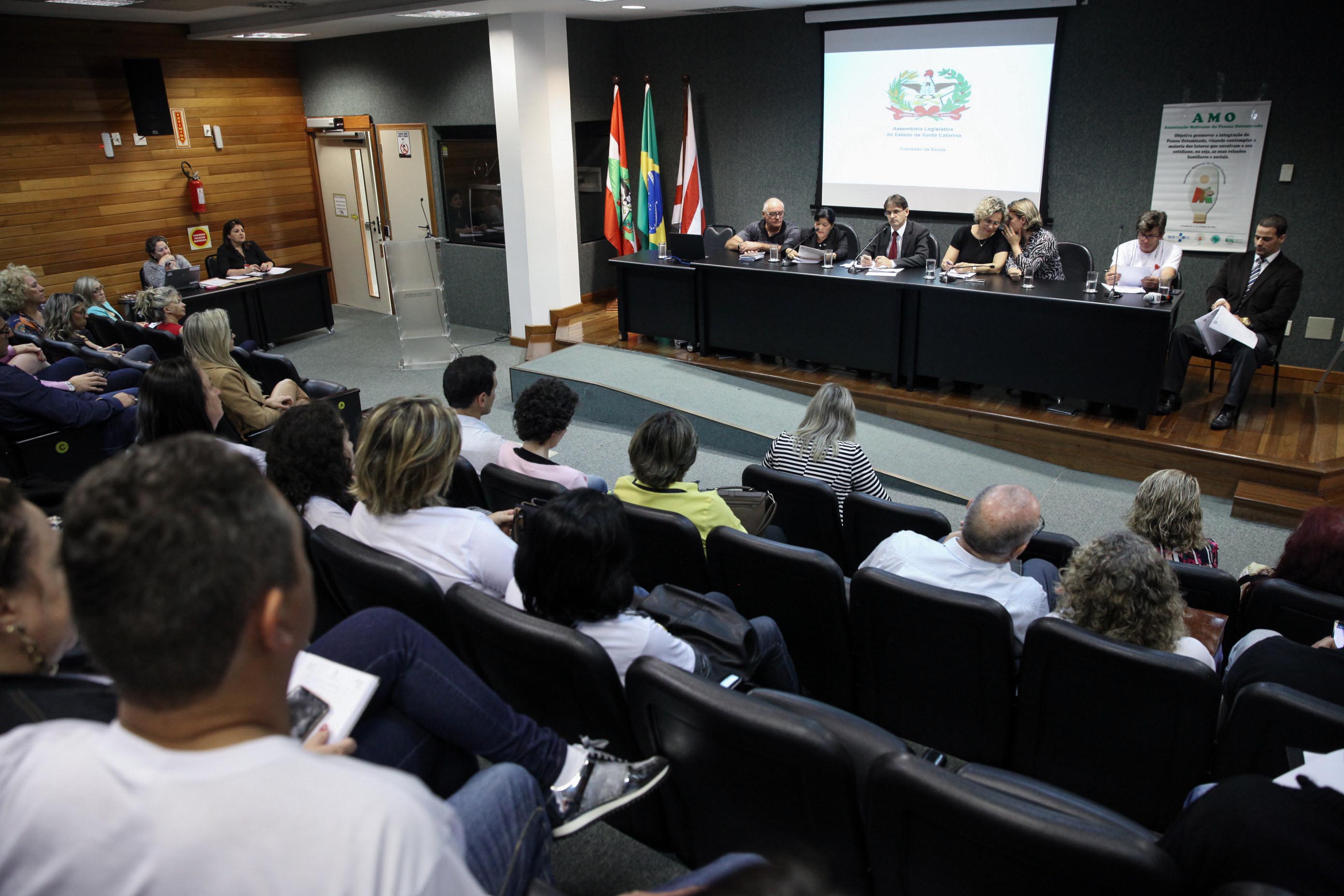 Audiência Pública Sobre a Situação dos Ostomizados em Santa Catarina.