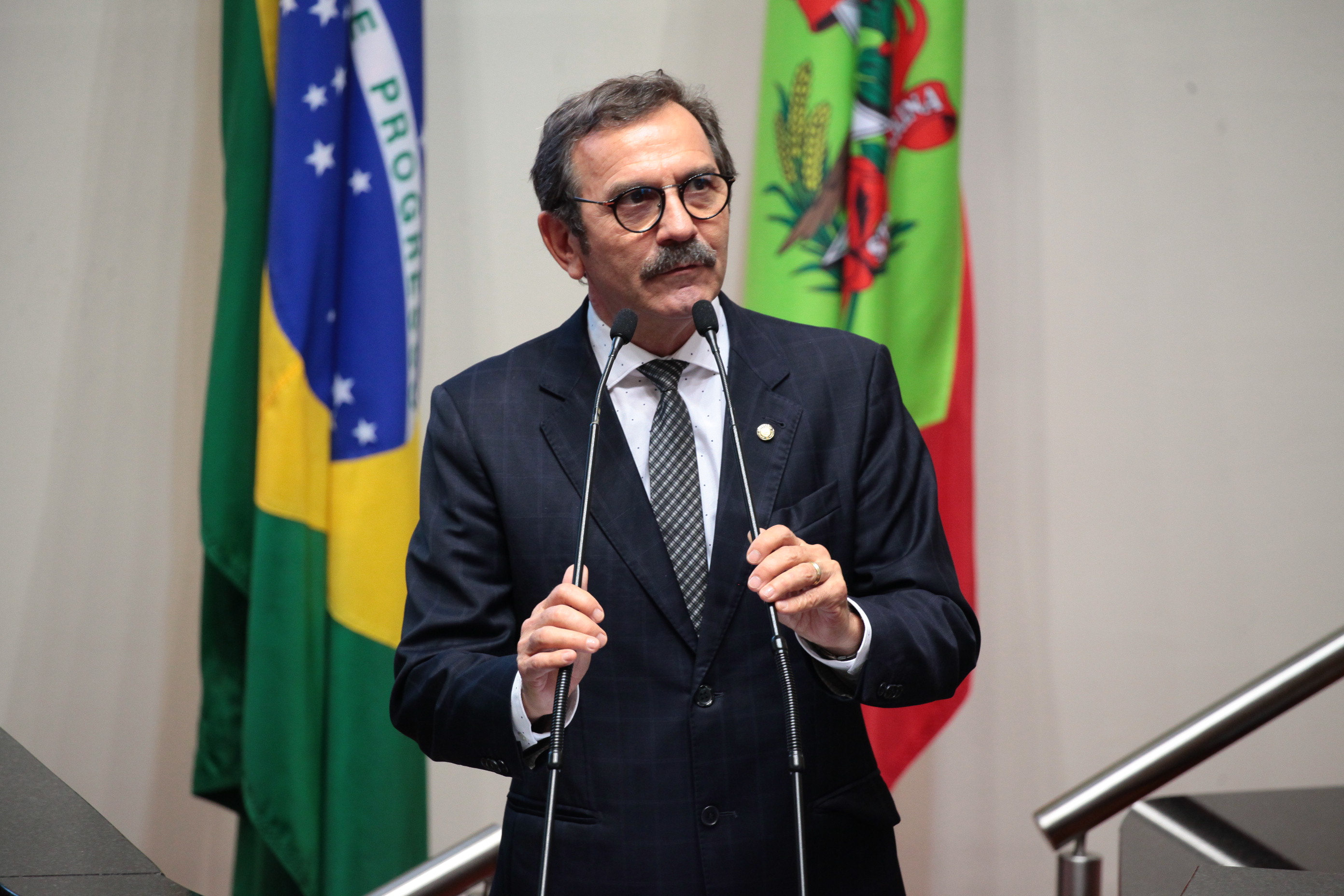 Deputado Serafim Venzon (PSDB). Sessão Ordinária.