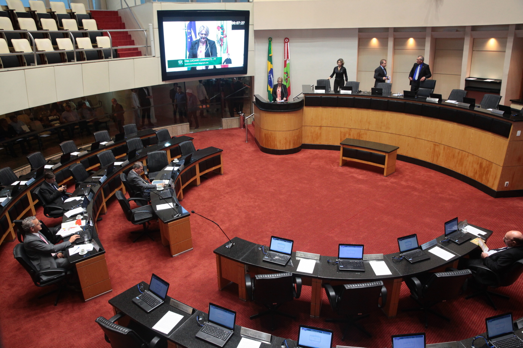 Pronunciamentos dos deputados na sessão desta quarta (09)