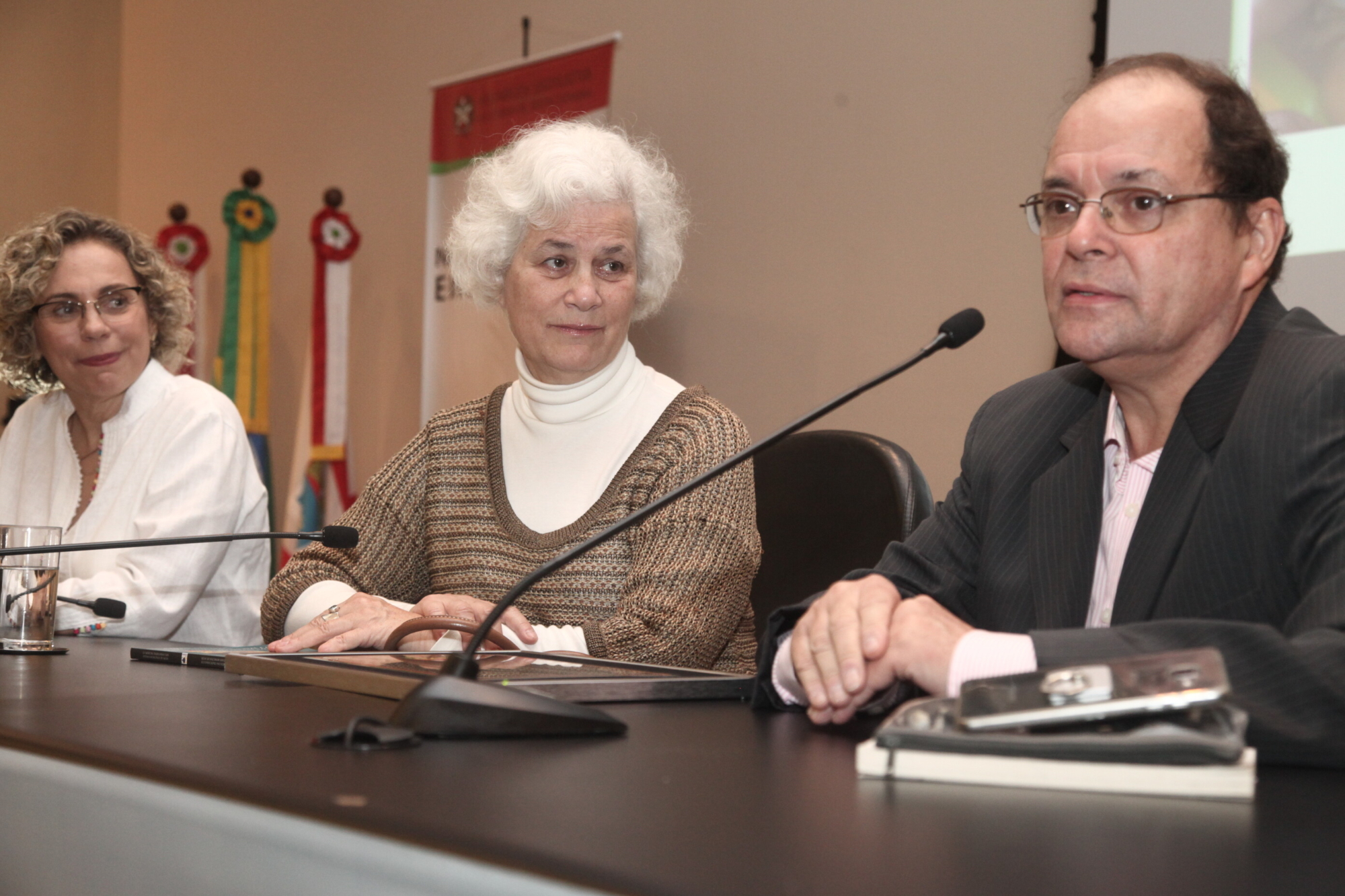 Médico obstetra Ricardo Jones é pioneiro em humanização do parto