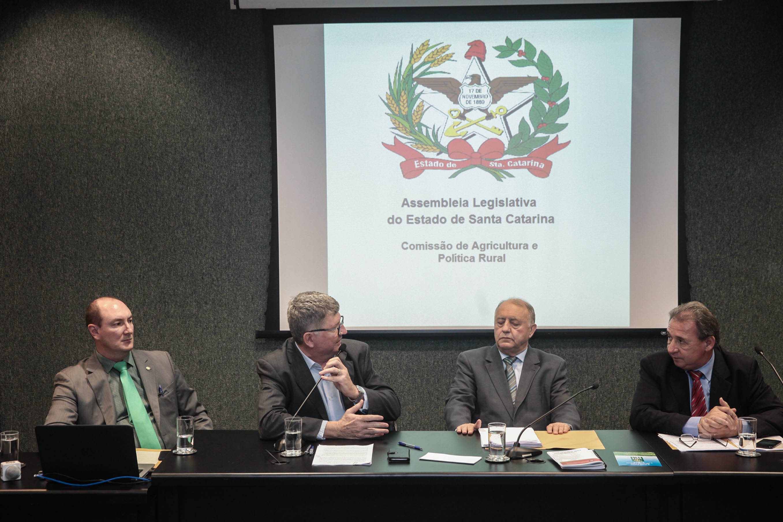 Comissão de Agricultura e Política Rural.