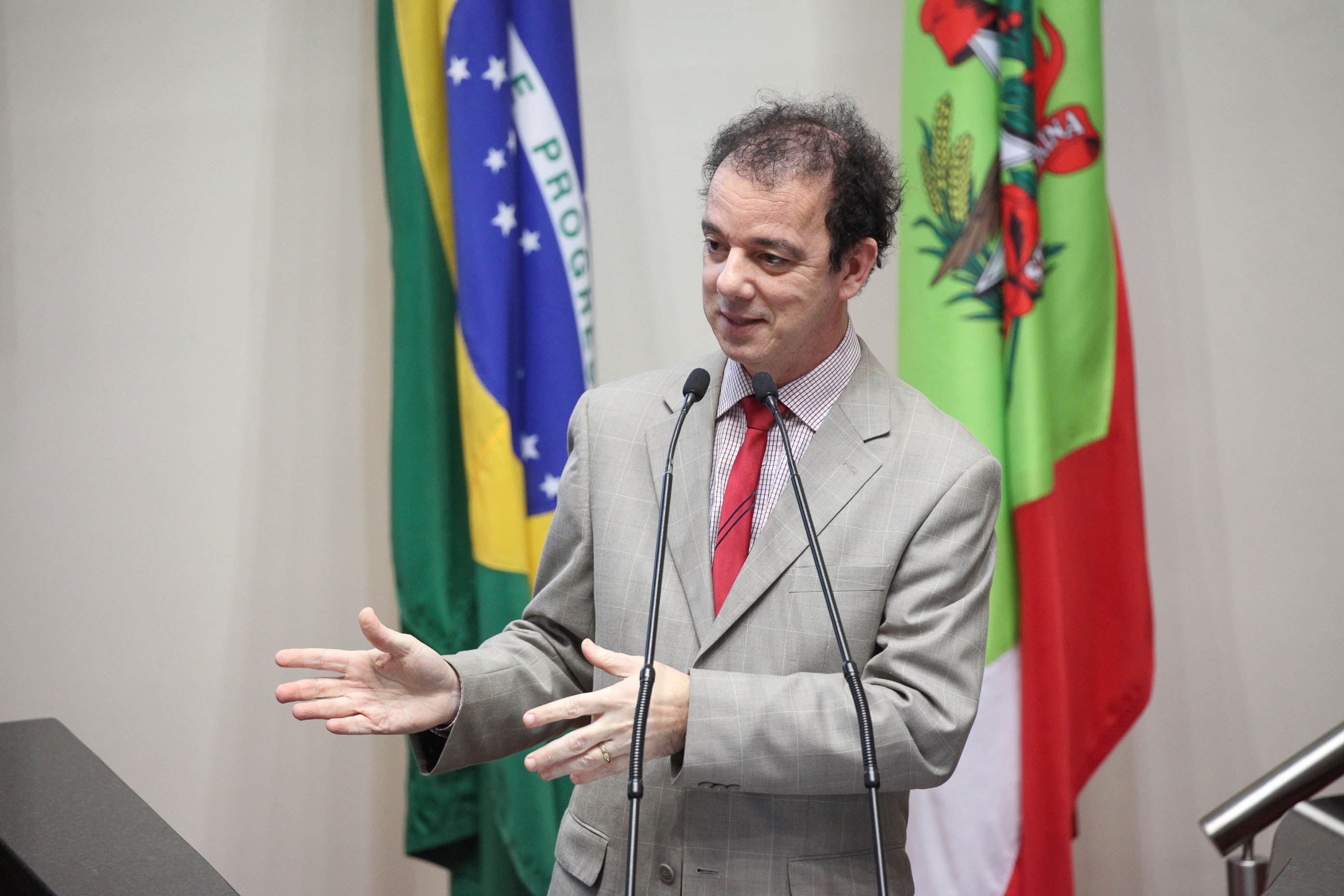 Deputado Ismael dos Santos (PSD). Sessão Ordinária.