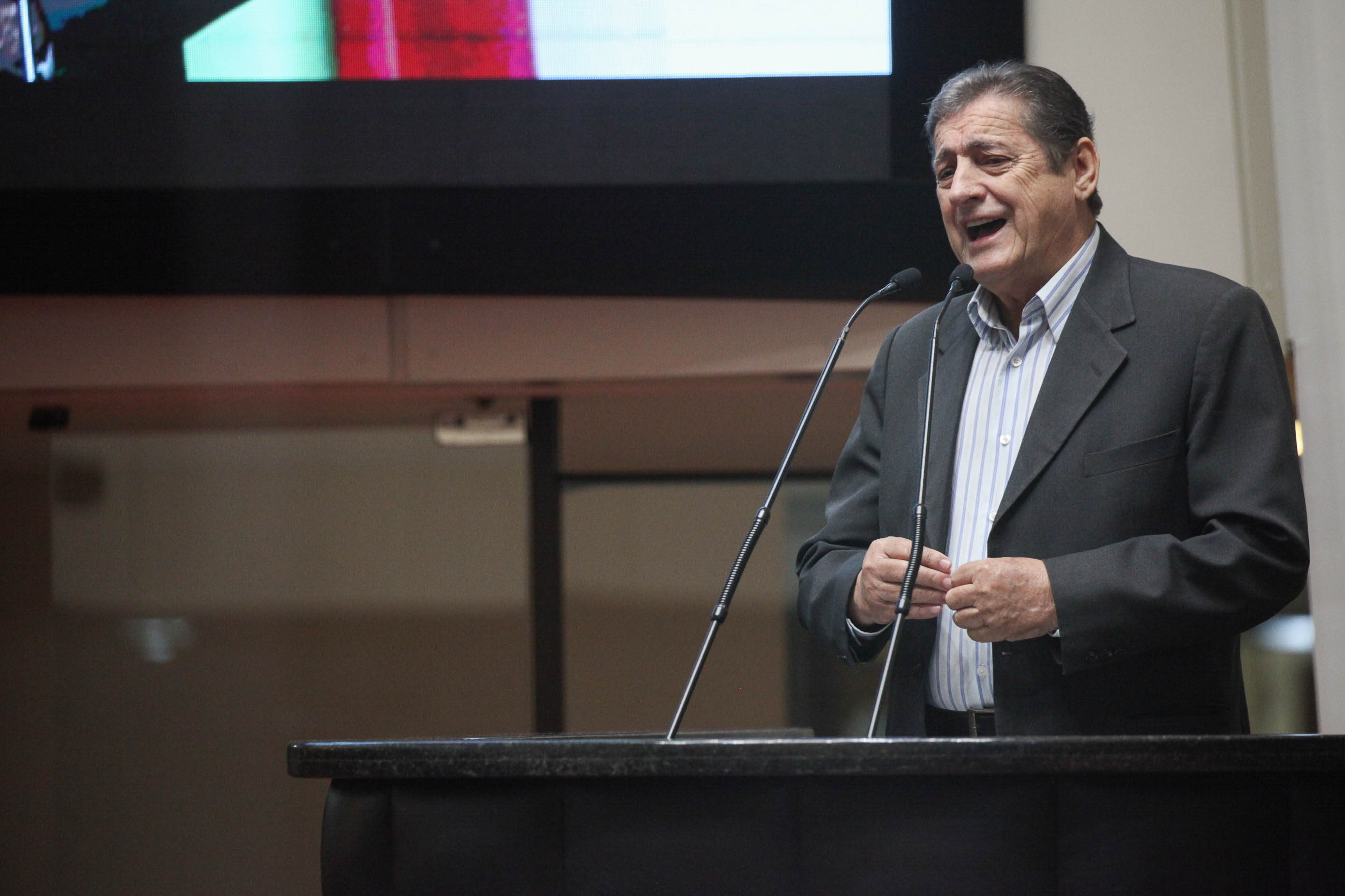 Ivo da Silva - Presidente da Fepesc.  Sessão Ordinária.