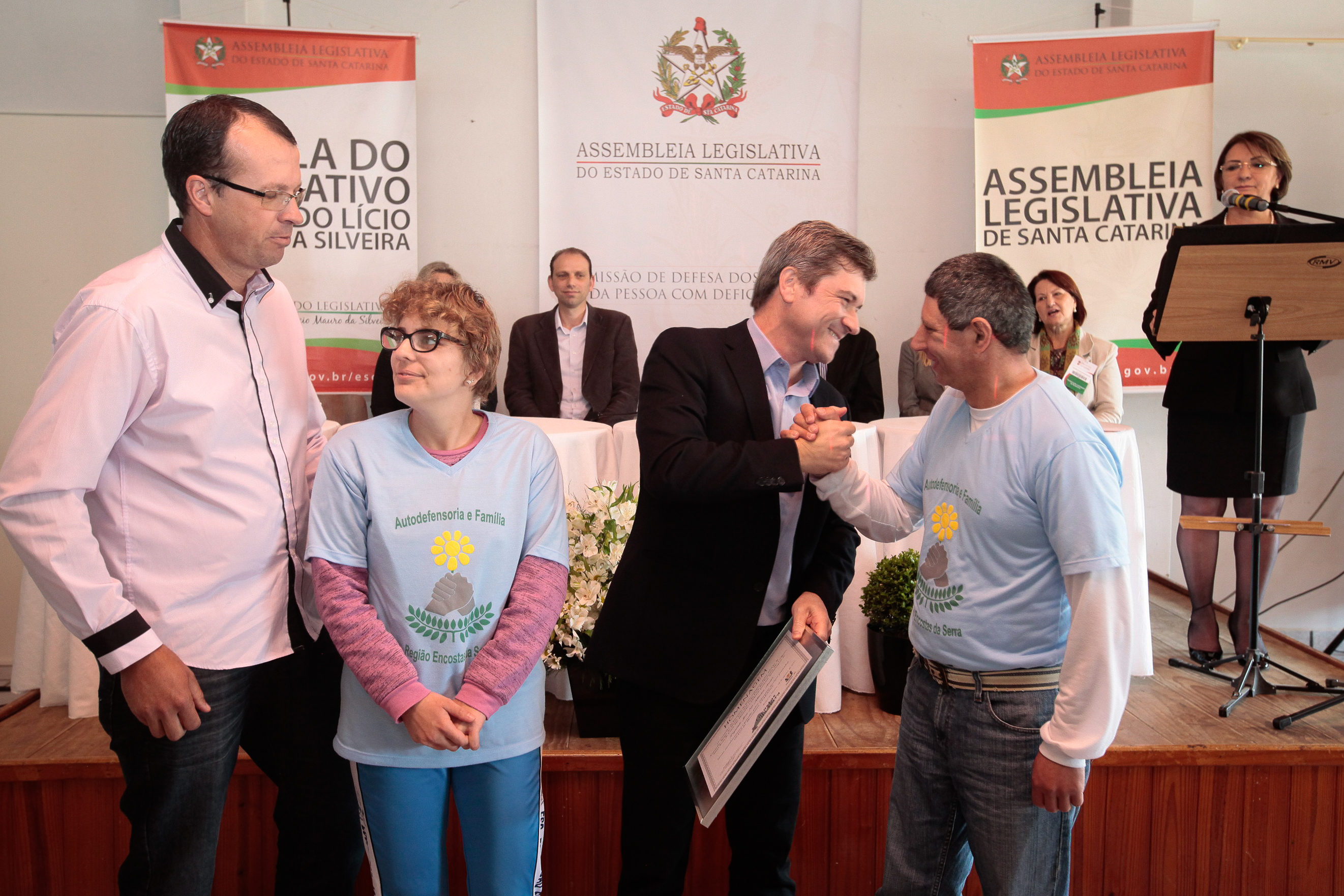 Seminário sobre o Transtorno do Espectro Autista: Conhecer para instruir.