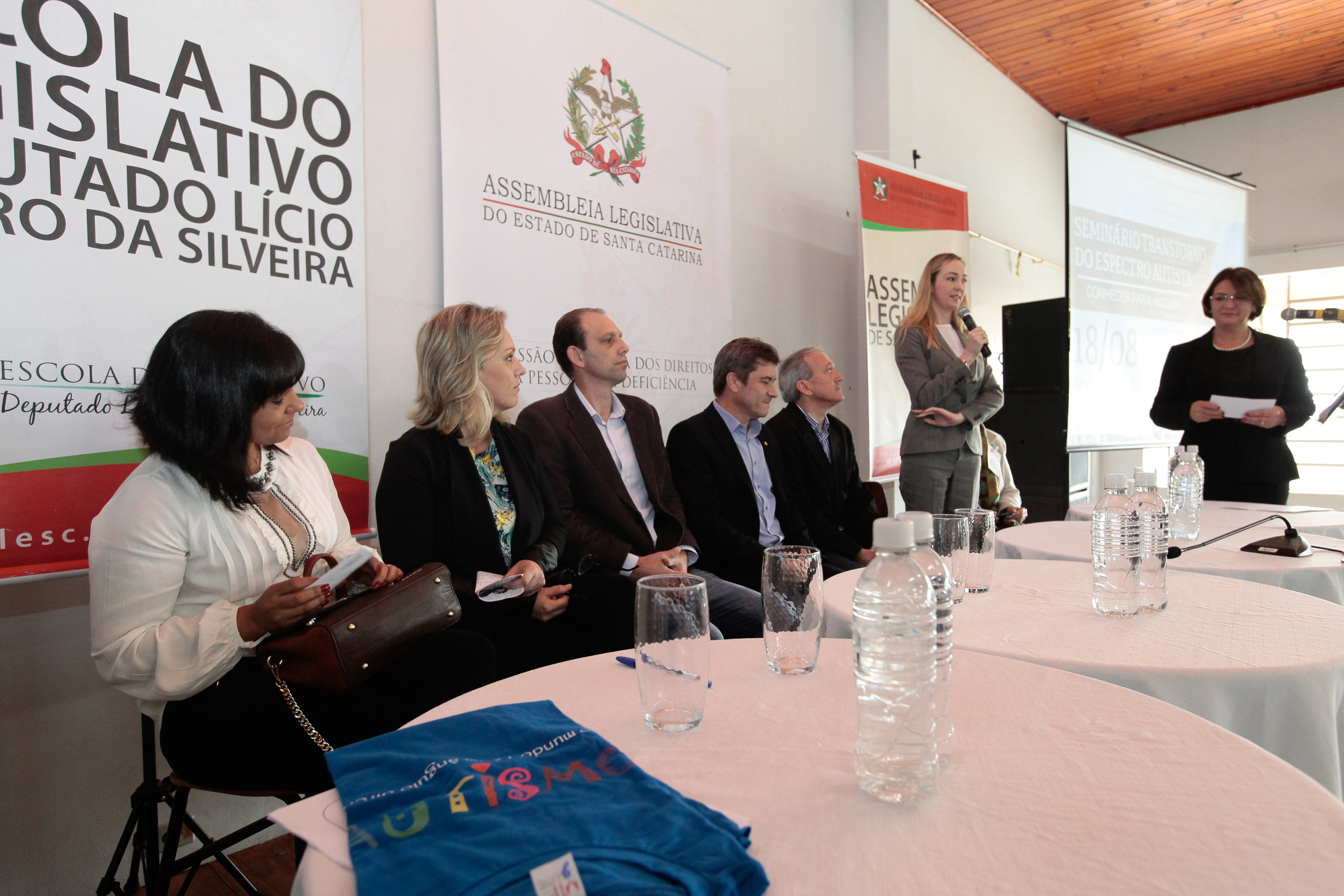 Seminário sobre o Transtorno do Espectro Autista: Conhecer para instruir.