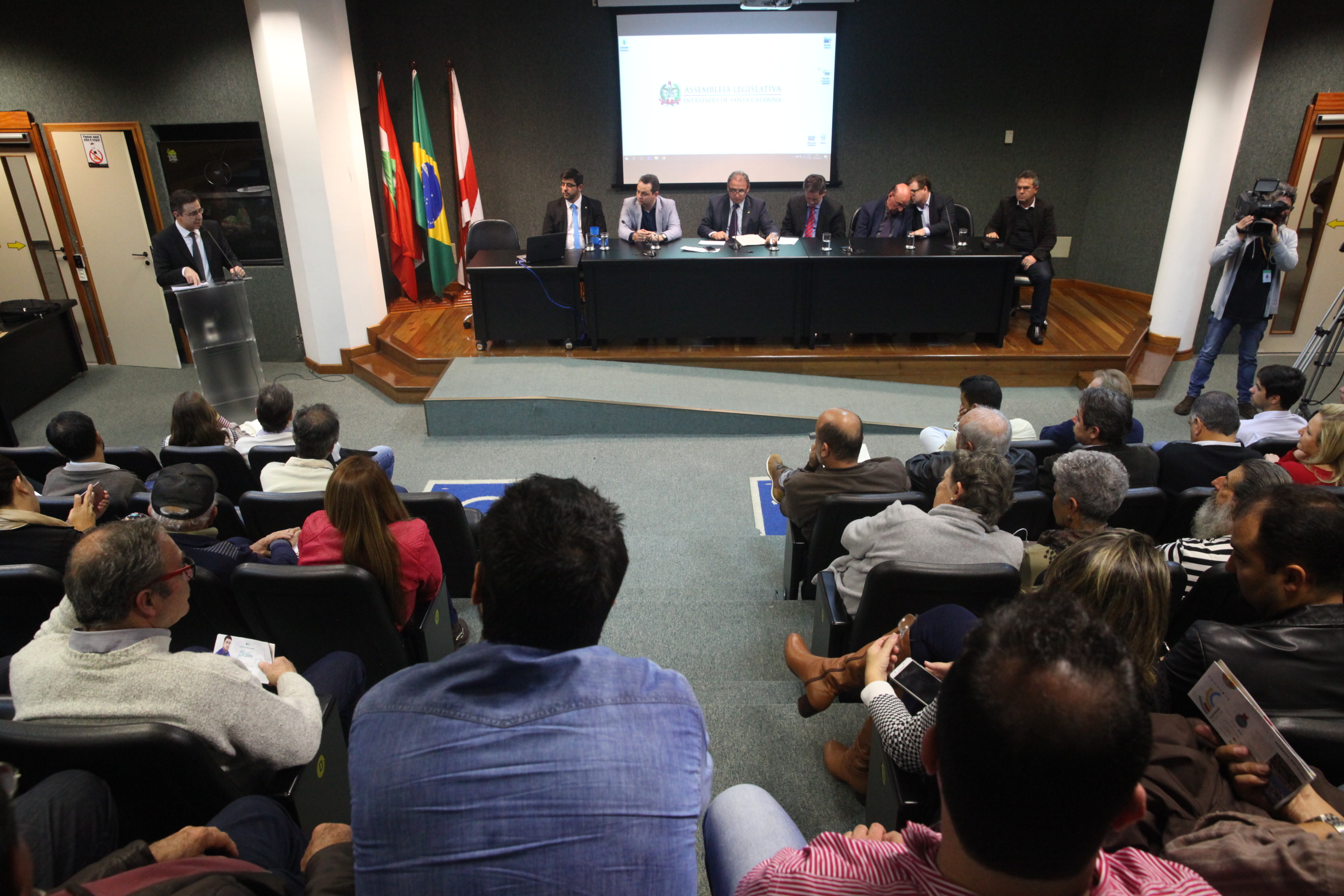 Audiência Pública sobre os novos rumos dos Terrenos de Marinha.
