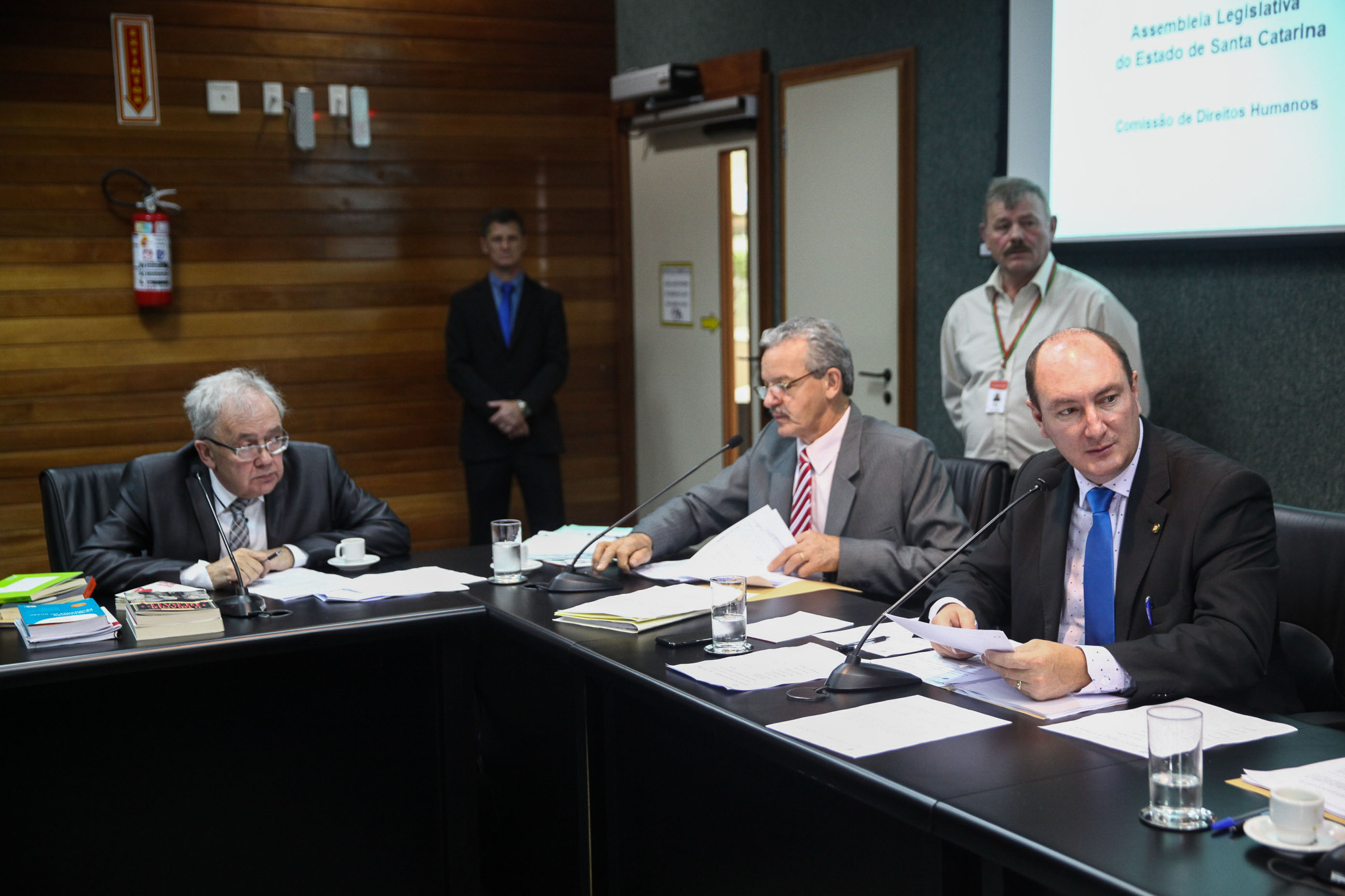 Comissão de Direitos Humanos.