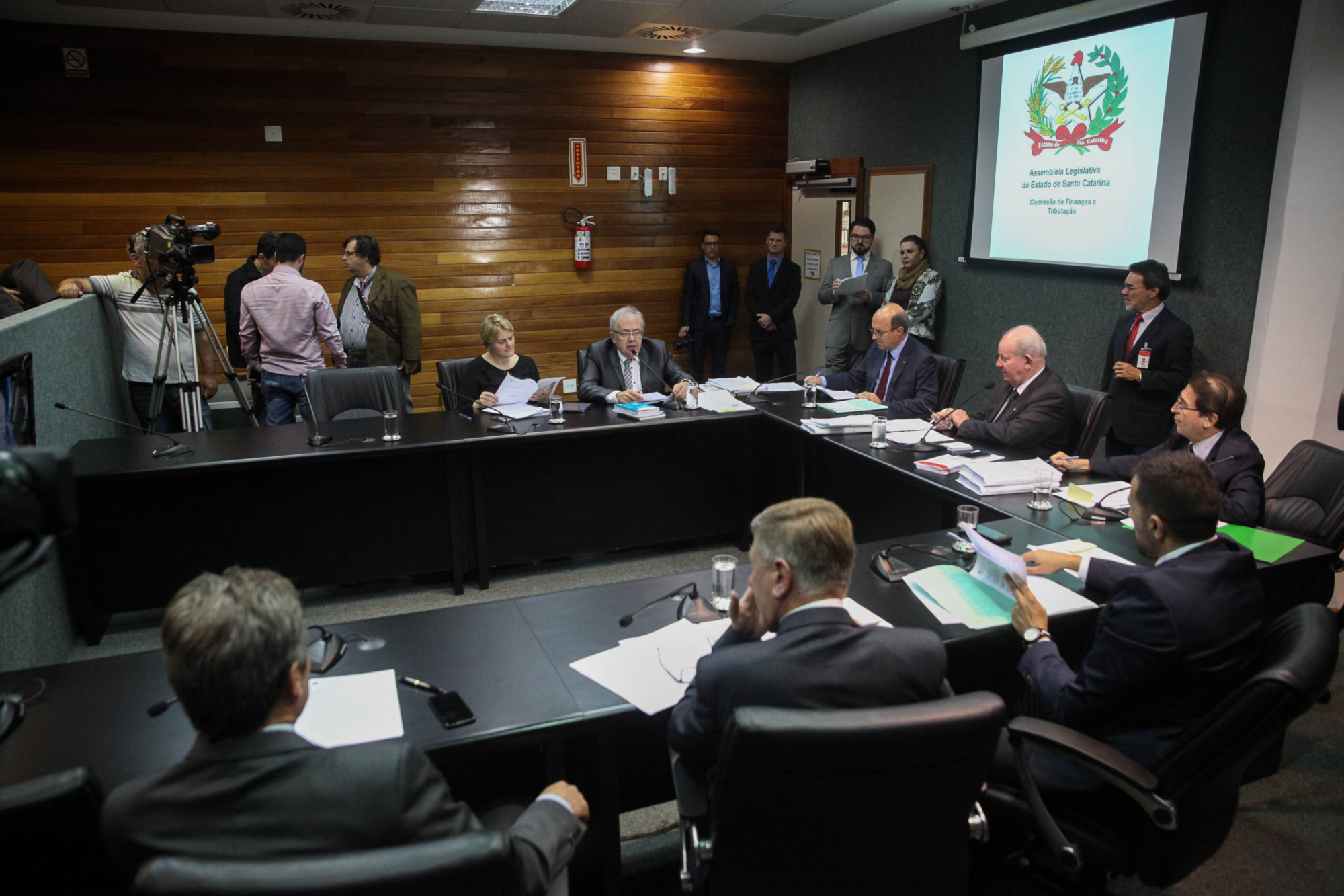 Finanças fiscaliza suposto desmatamento no bosque da Casa da Agronômica