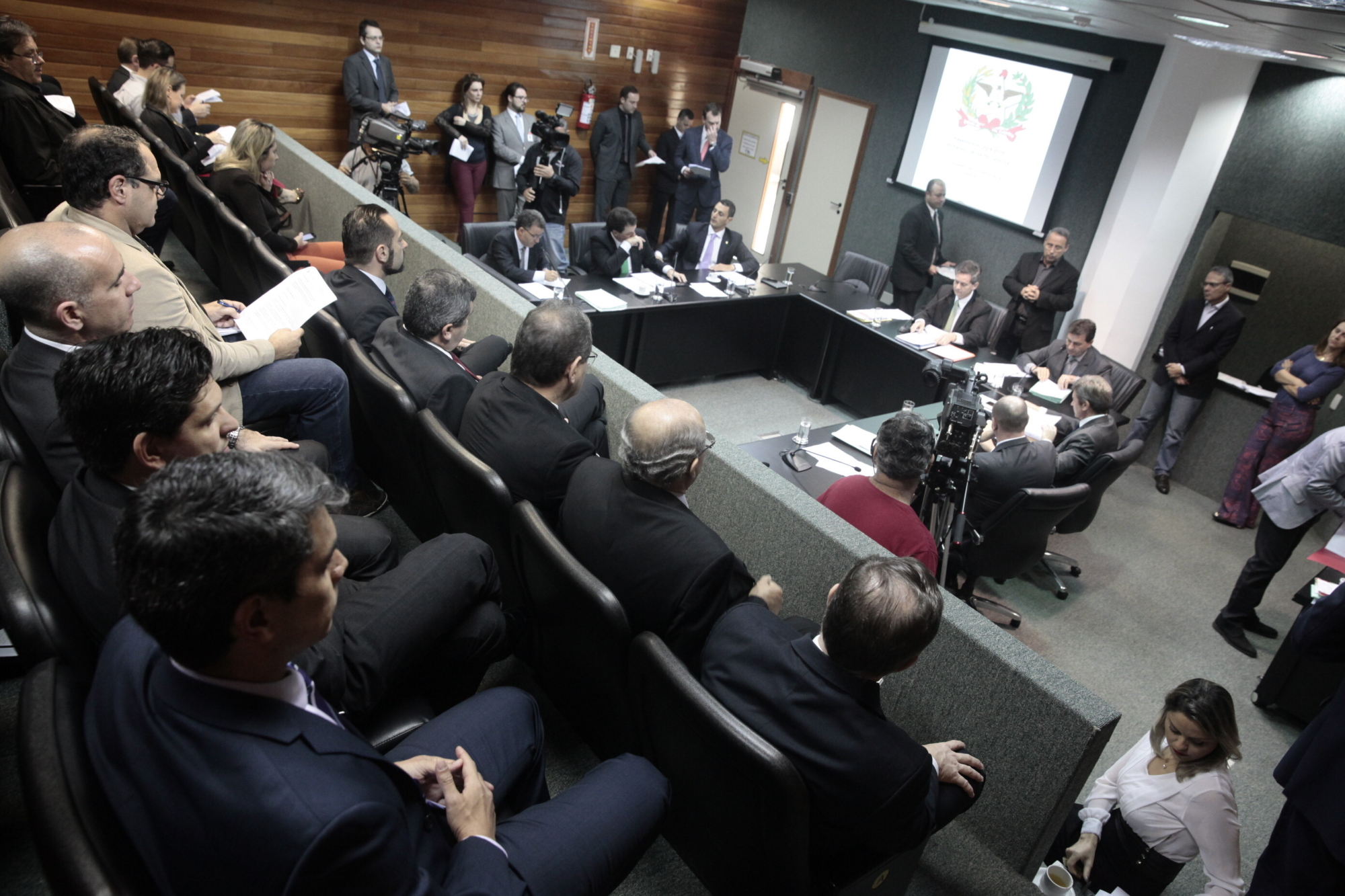 CCJ aprova reforma administrativa do Ministério Público