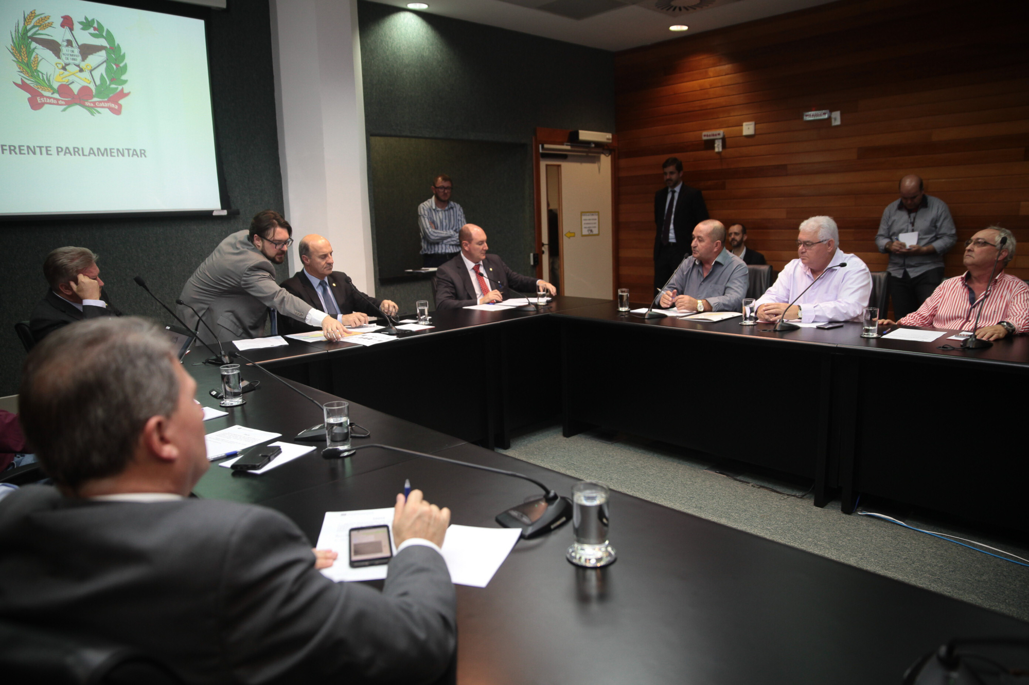 Cooperativas de eletrificação rural temem elevação de 20% na tarifa de energia