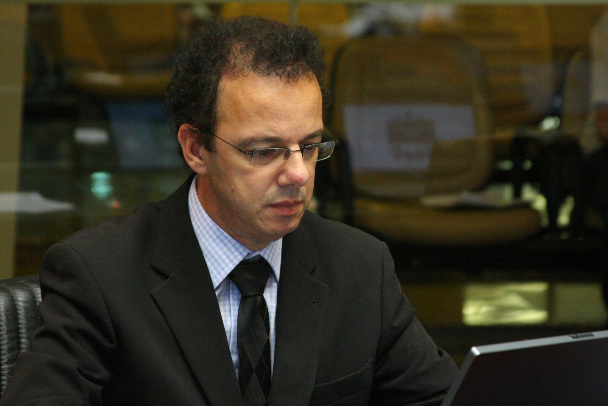 Deputado comemora liberação de recursos para programa Reviver 3