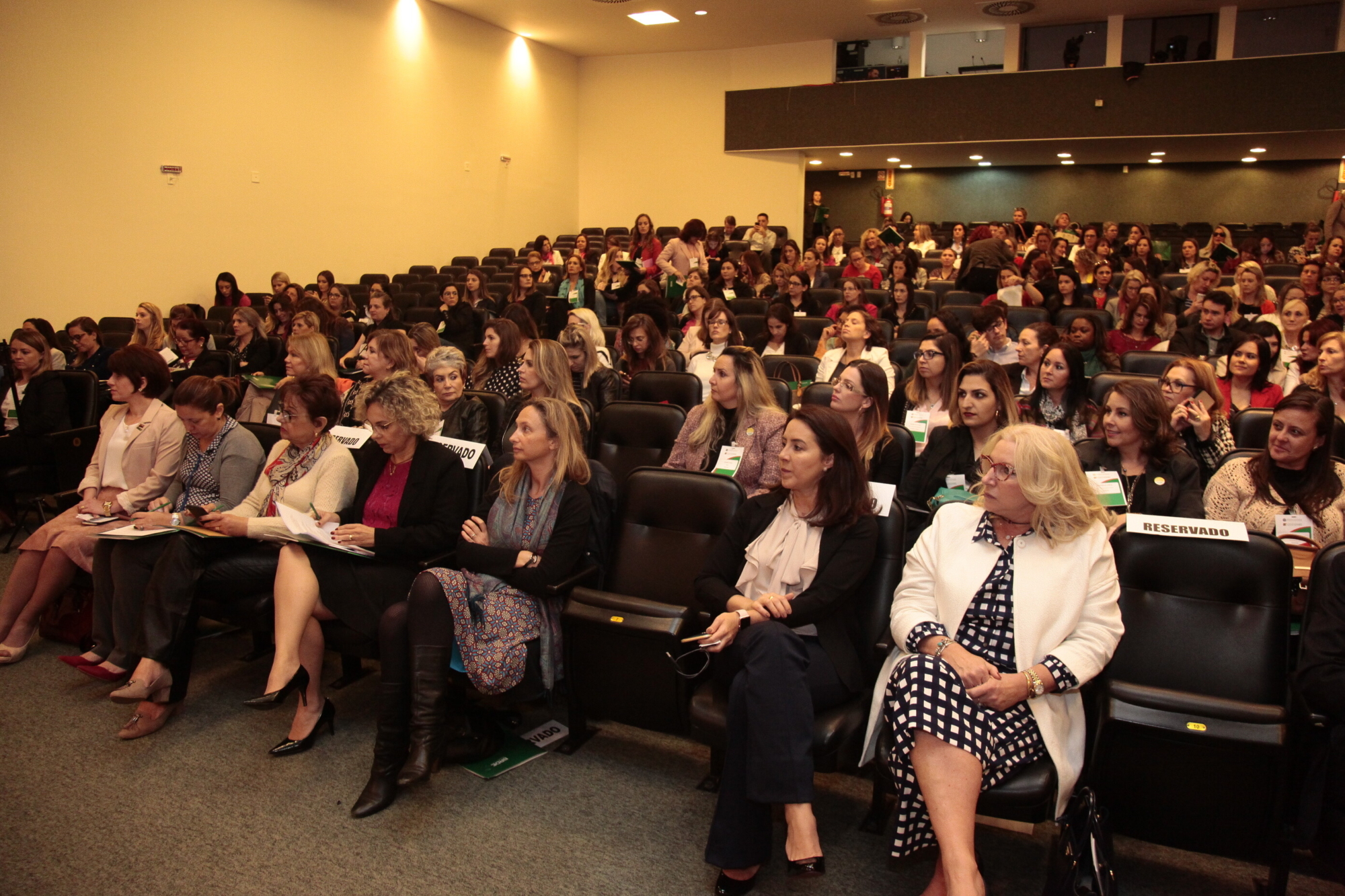 Empreende Mulher qualifica comunicação para o empoderamento feminino