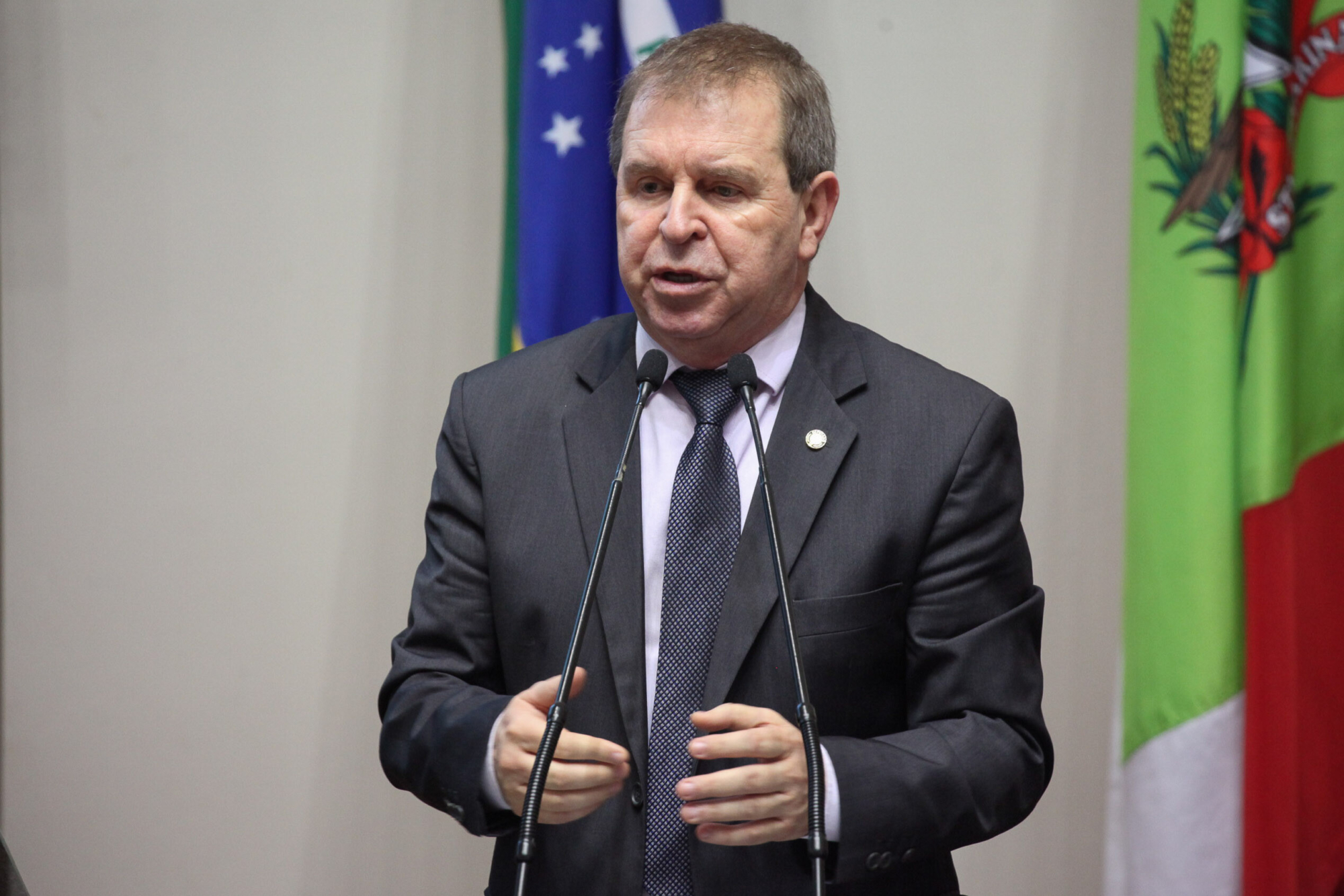 Dinheiro público não deve financiar campanhas políticas, diz Eskudlark