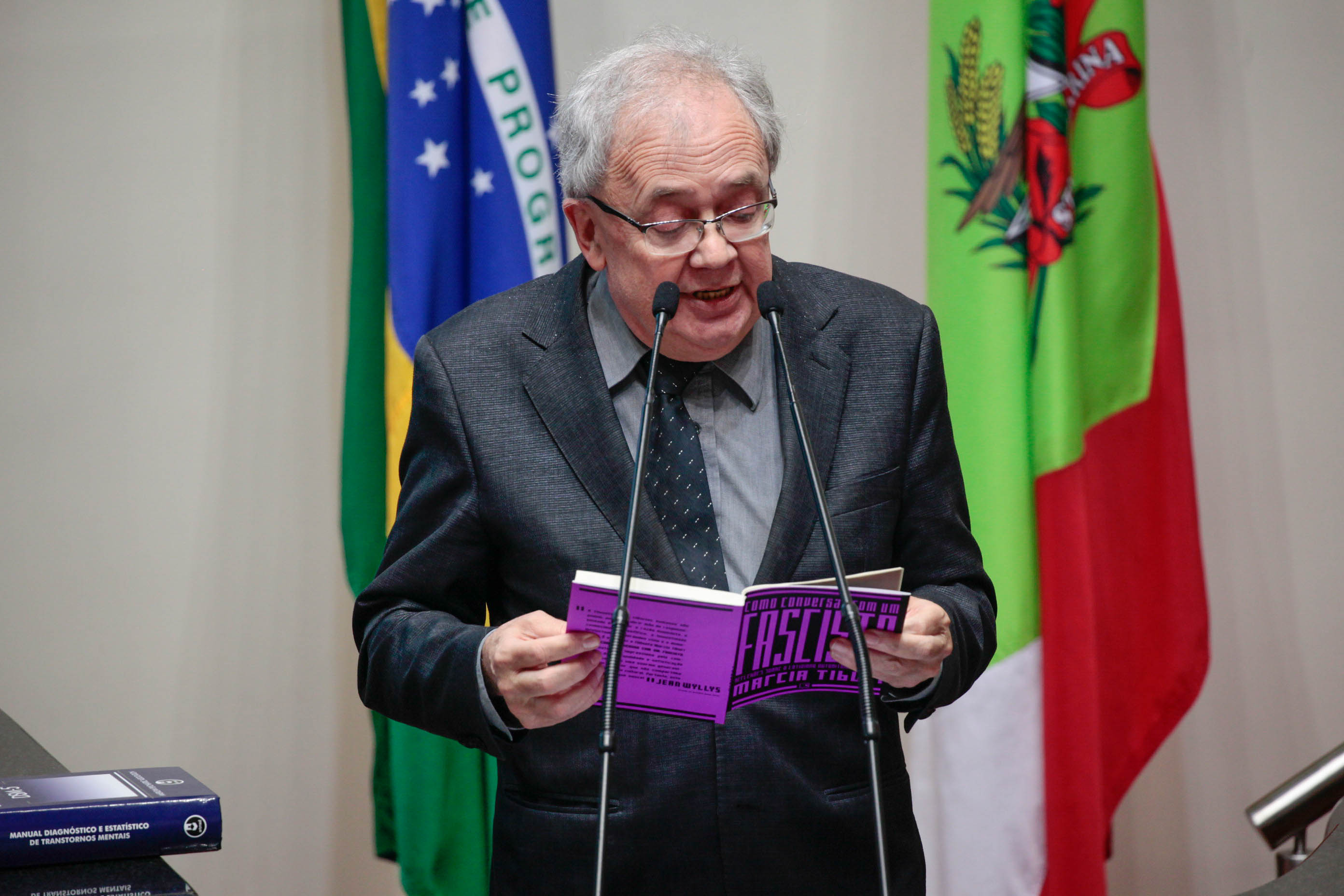 Deputado Fernando Coruja (PMDB). Sessão Ordinária.