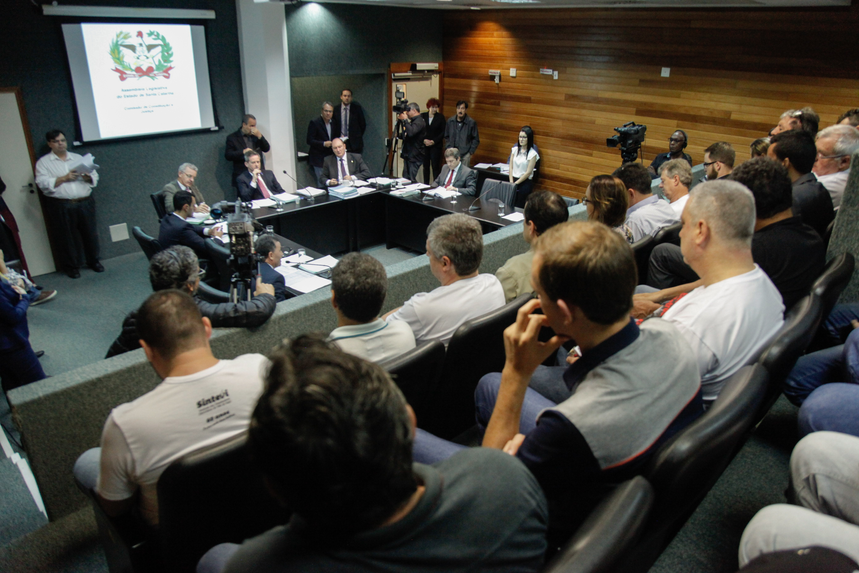 Comissão de Constituição e Justiça