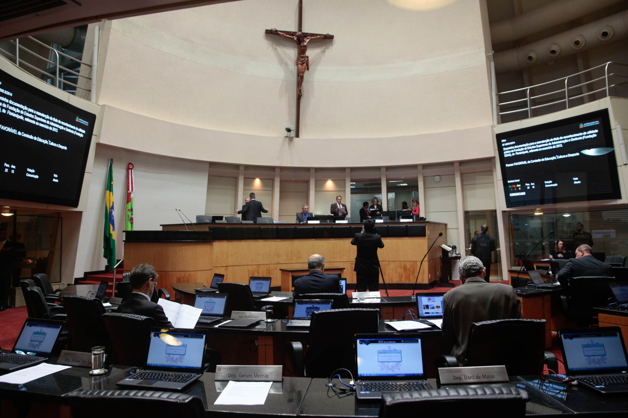 Aprovado projeto que reconhece Cruz e Sousa como promotor público